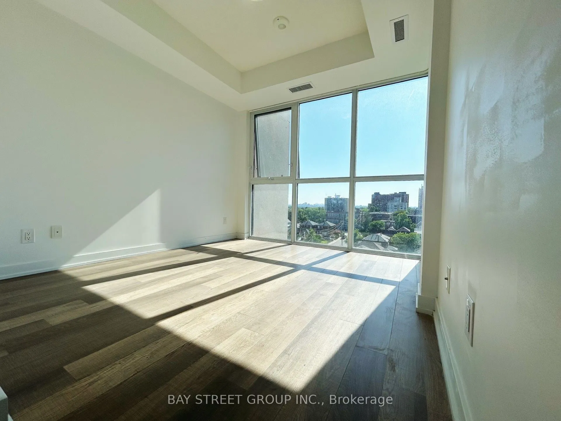 1603 Eglinton Avenue W, #706