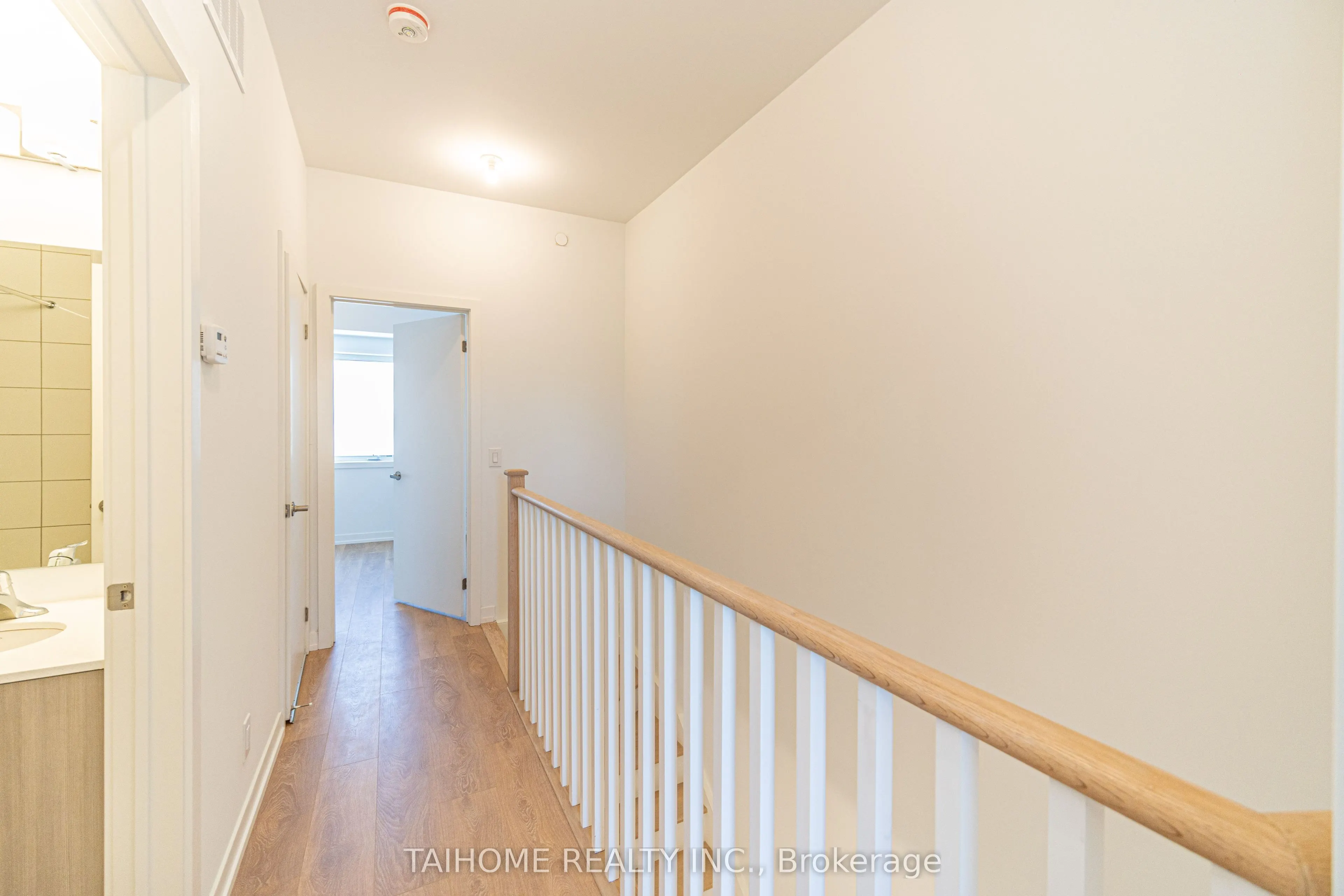 35 CASE OOTES Drive