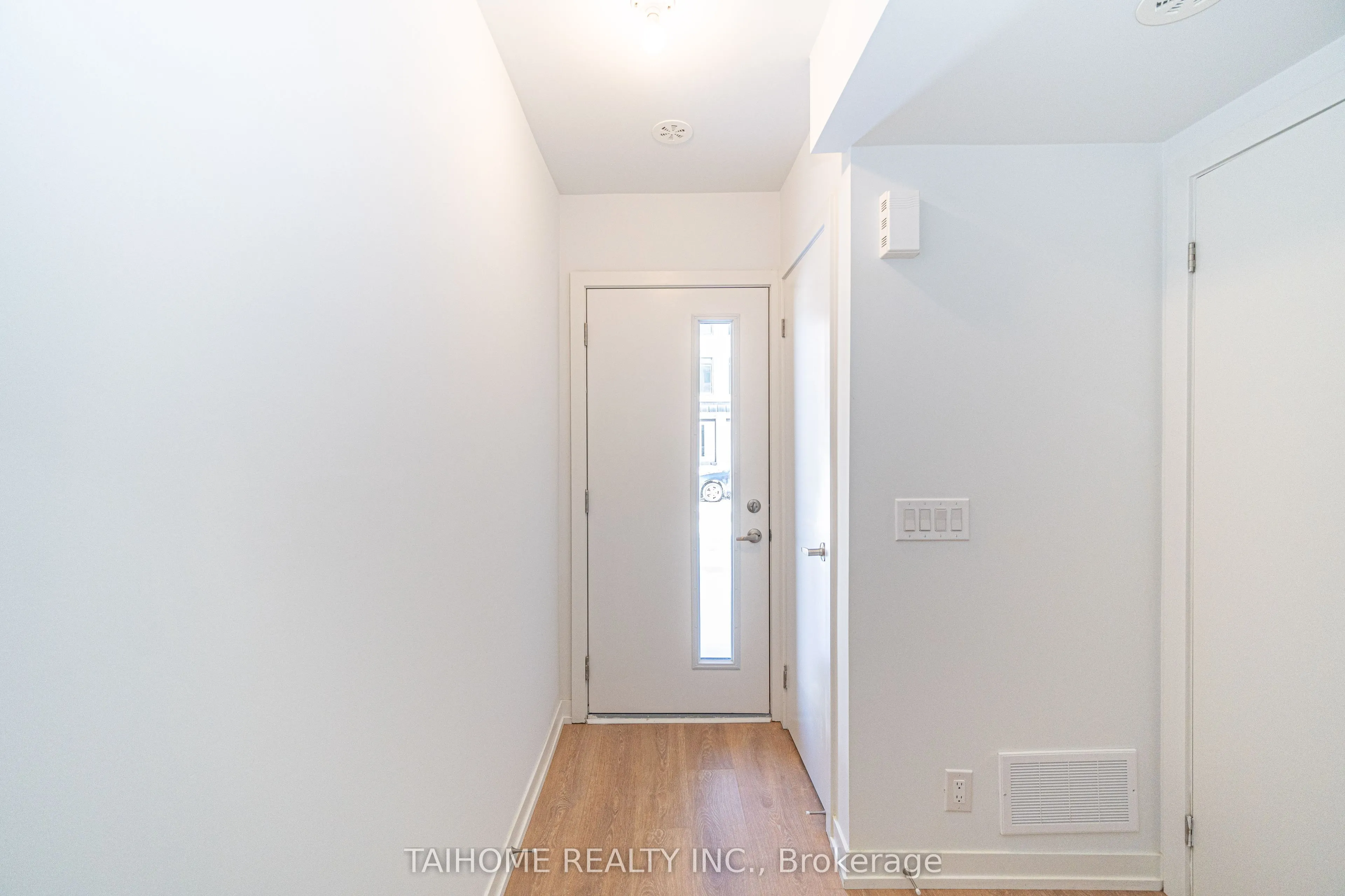 35 CASE OOTES Drive