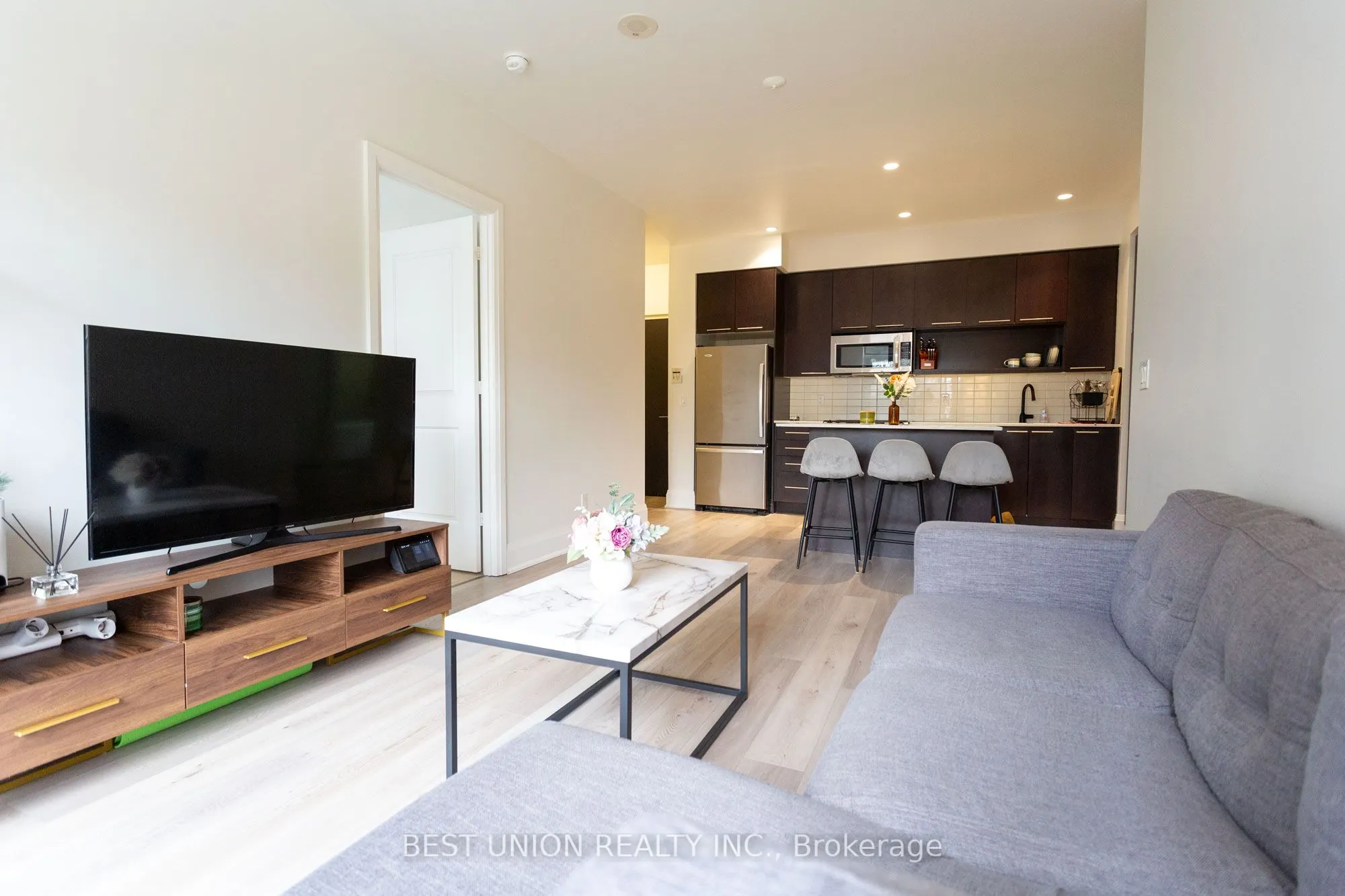 100 Harrison Garden Boulevard, #305