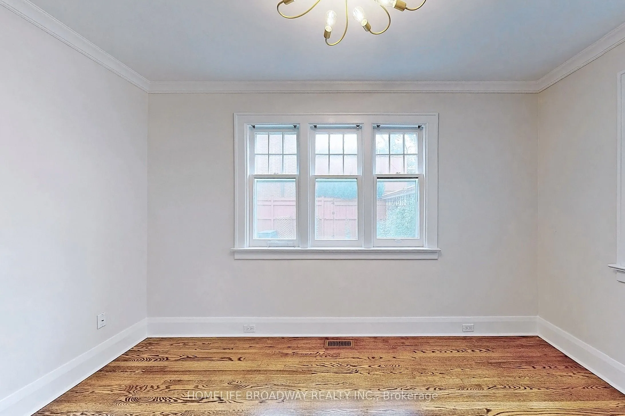 3 Hillholm Road, #Main