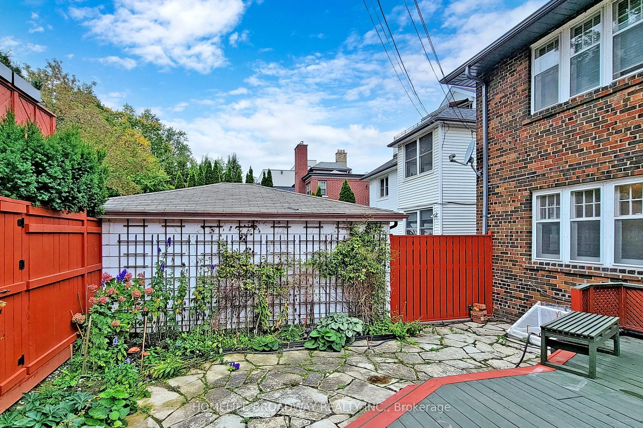 3 Hillholm Road, #Main