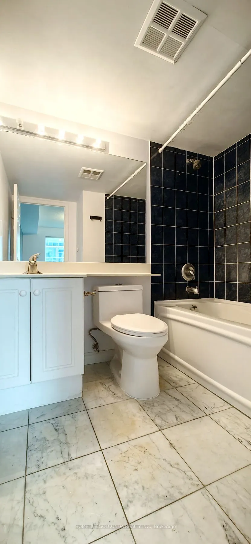 7 Lorraine Drive, #2306