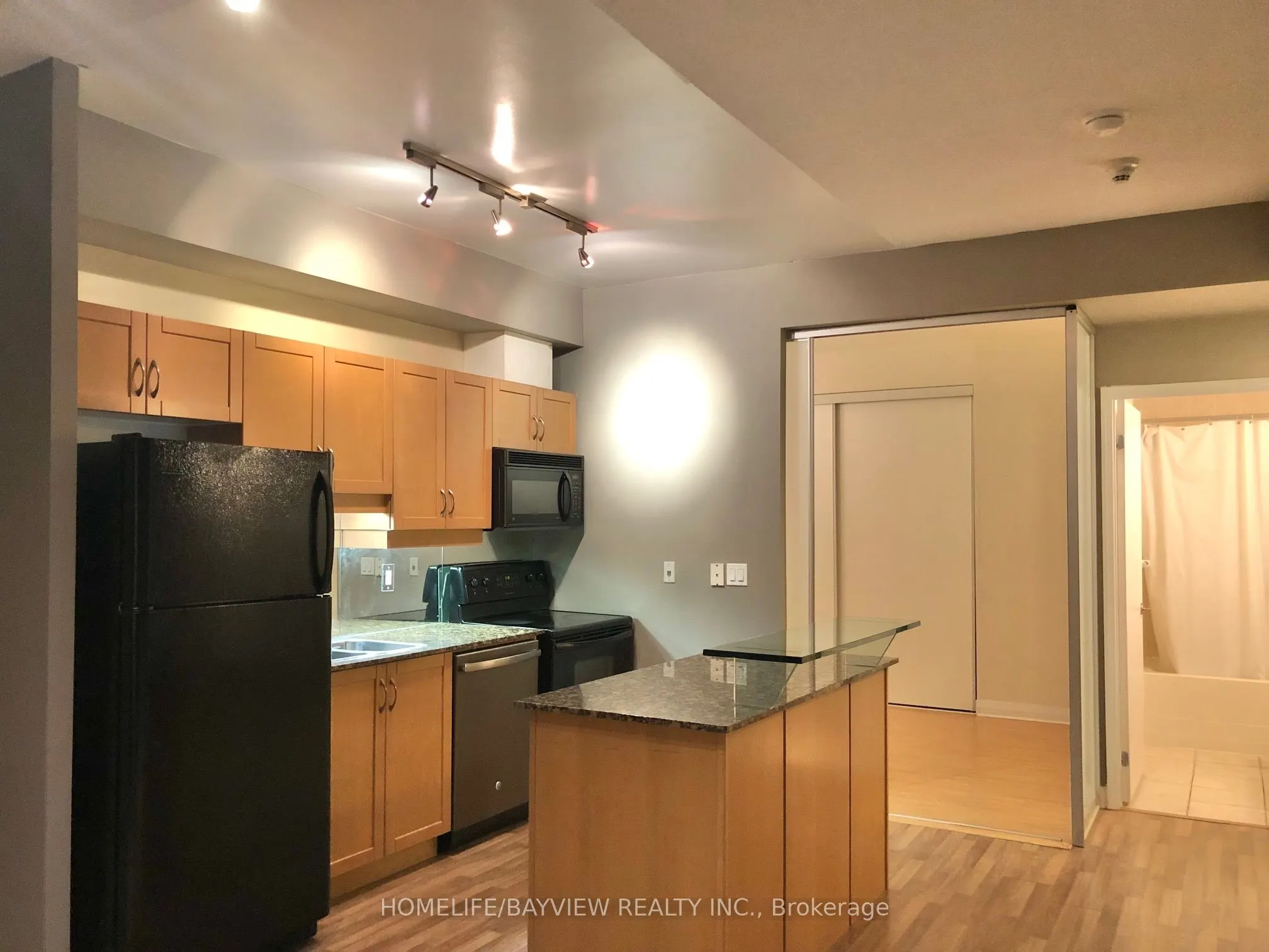 220 Victoria Street, #1408