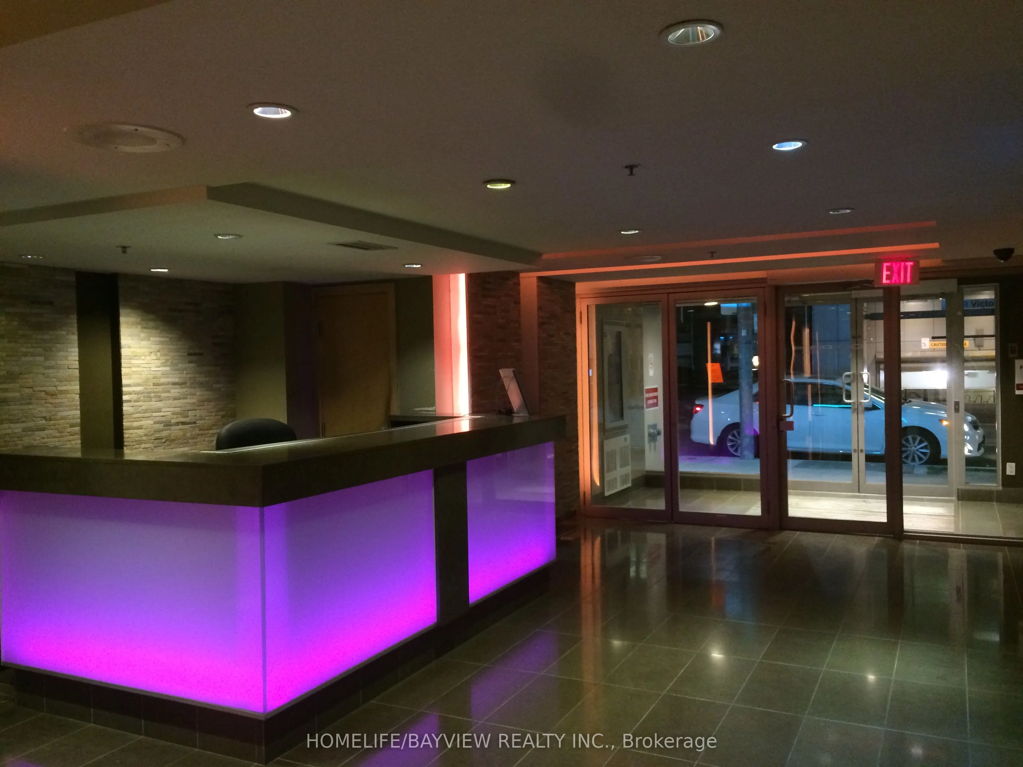 220 Victoria Street, #1408
