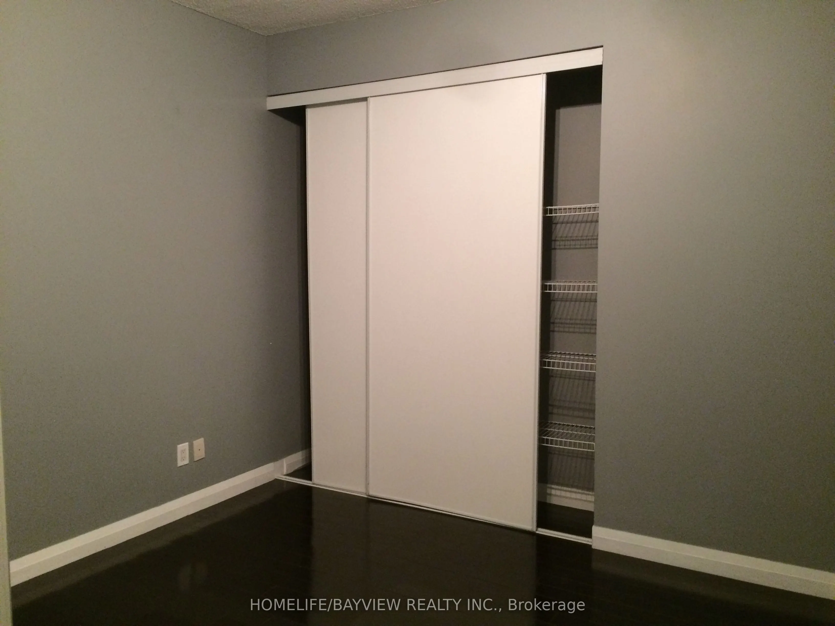 220 Victoria Street, #1408