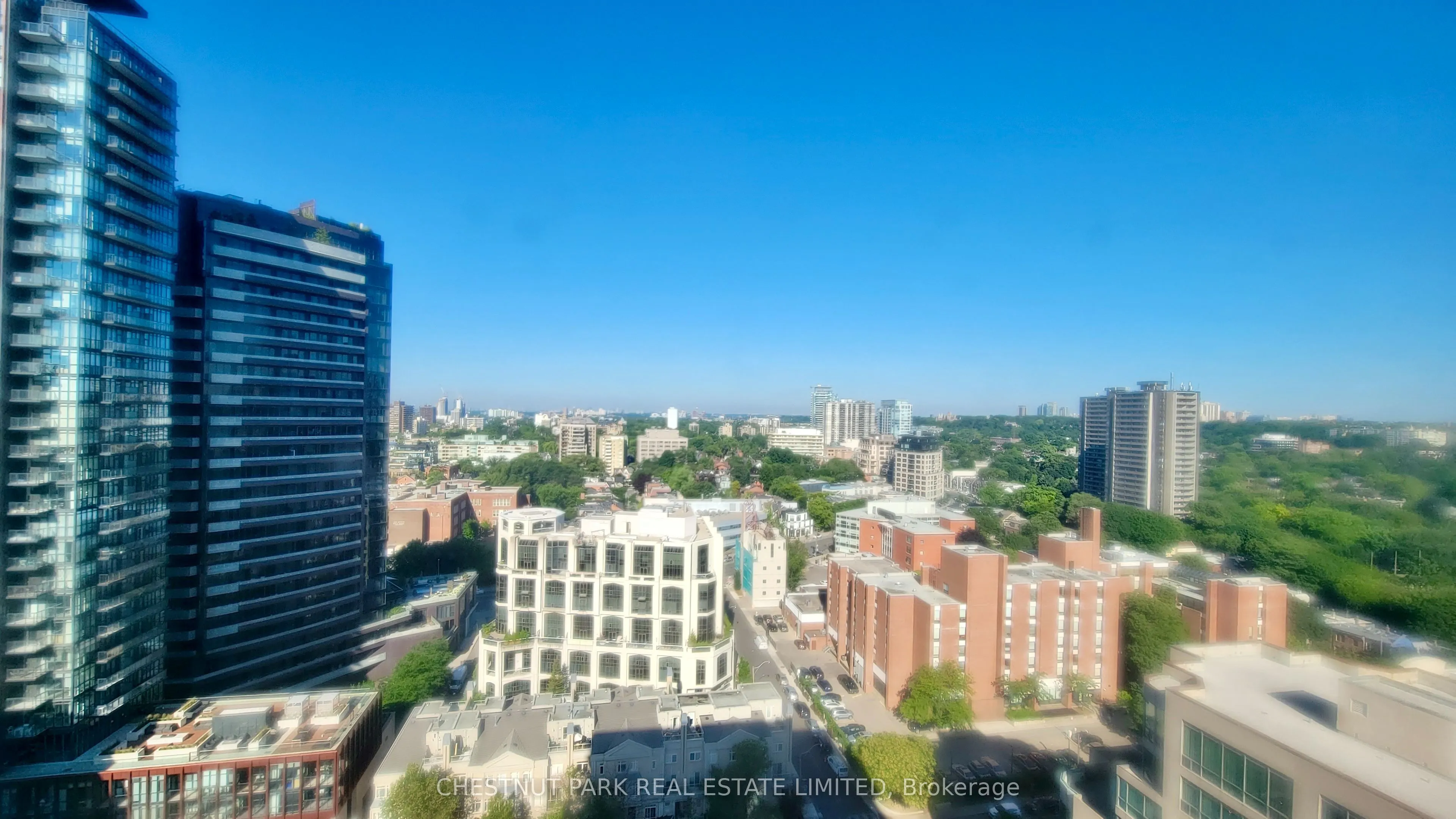 914 Yonge Street, #1707