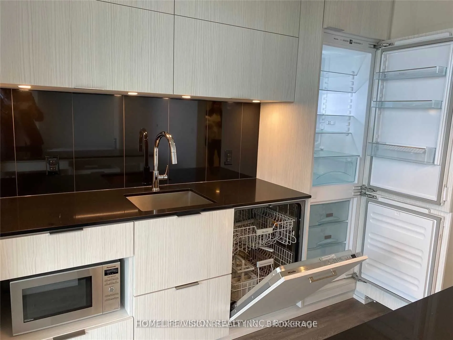 15 Lower Jarvis Street, #2111