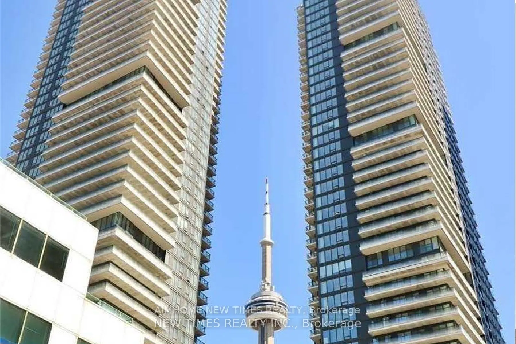 125 Blue Jays Way, #4001