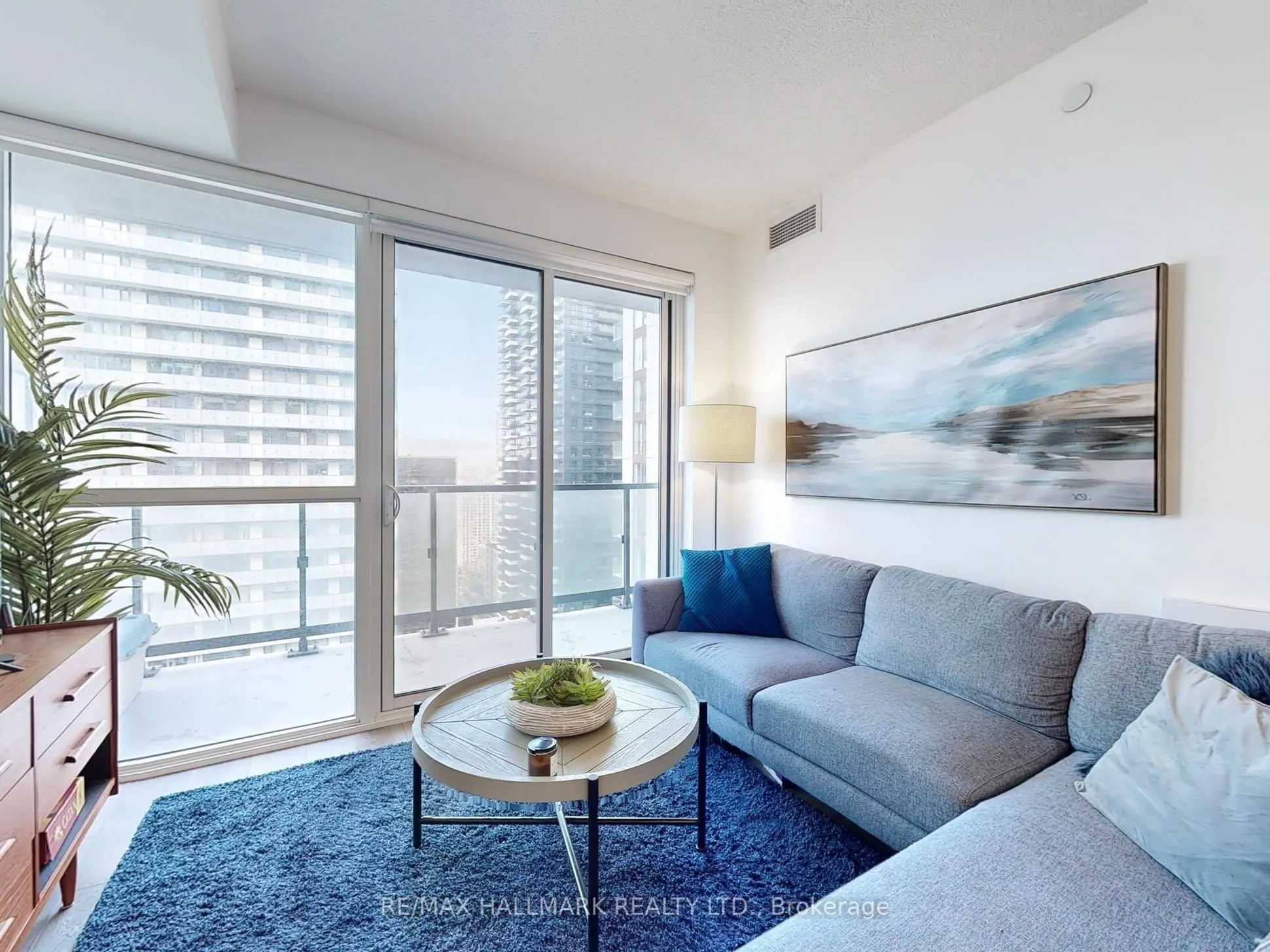 87 Peter Street, #3010