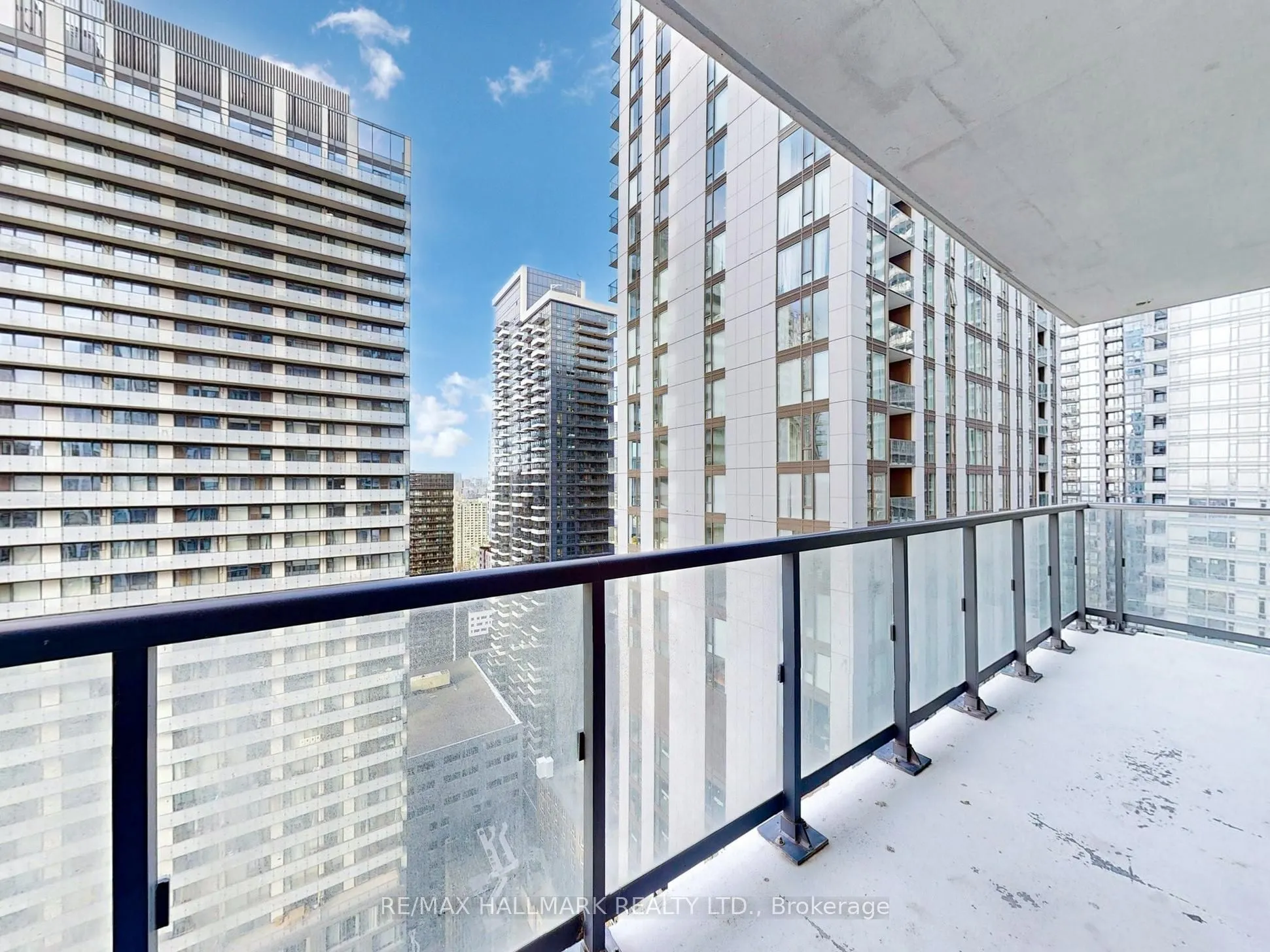 87 Peter Street, #3010
