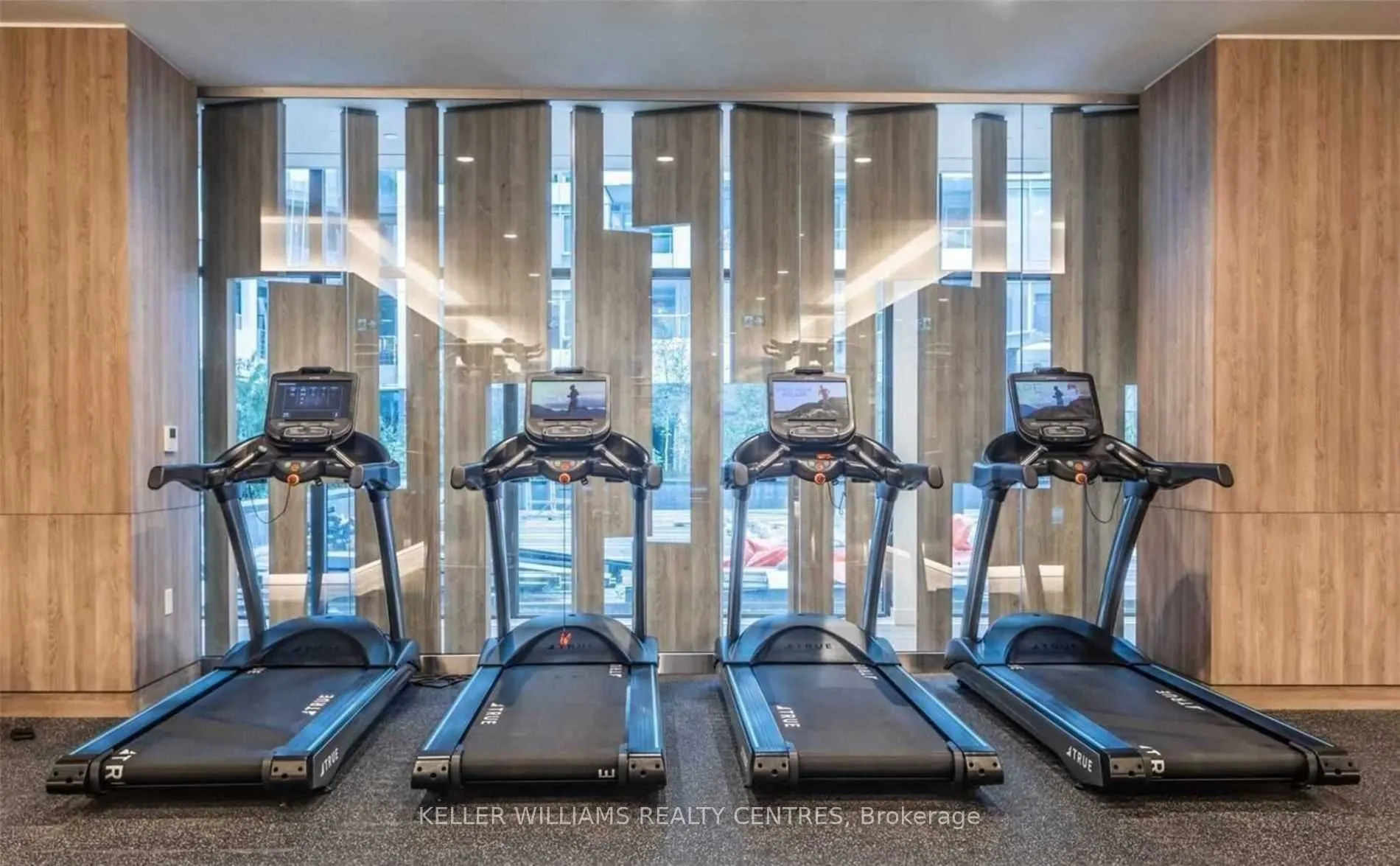 576 Front Street W, #1223E