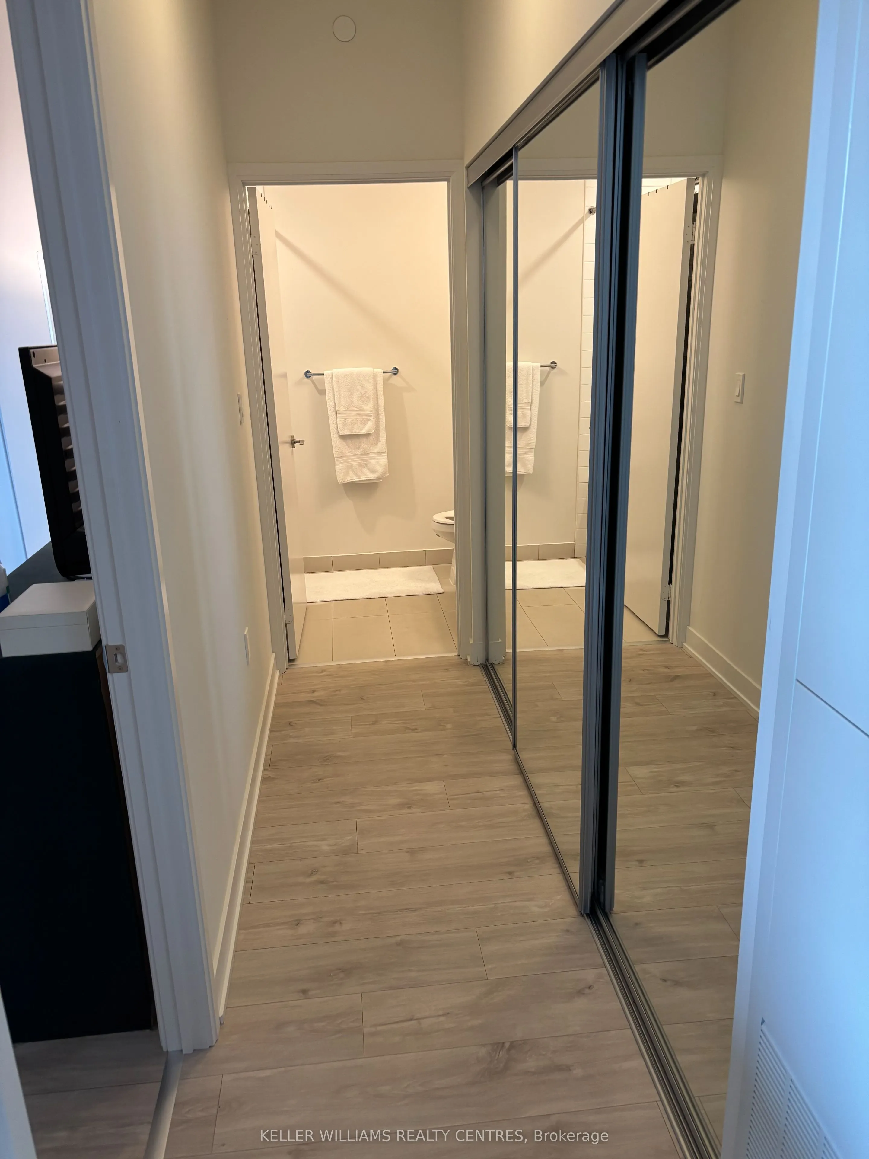 576 Front Street W, #1223E