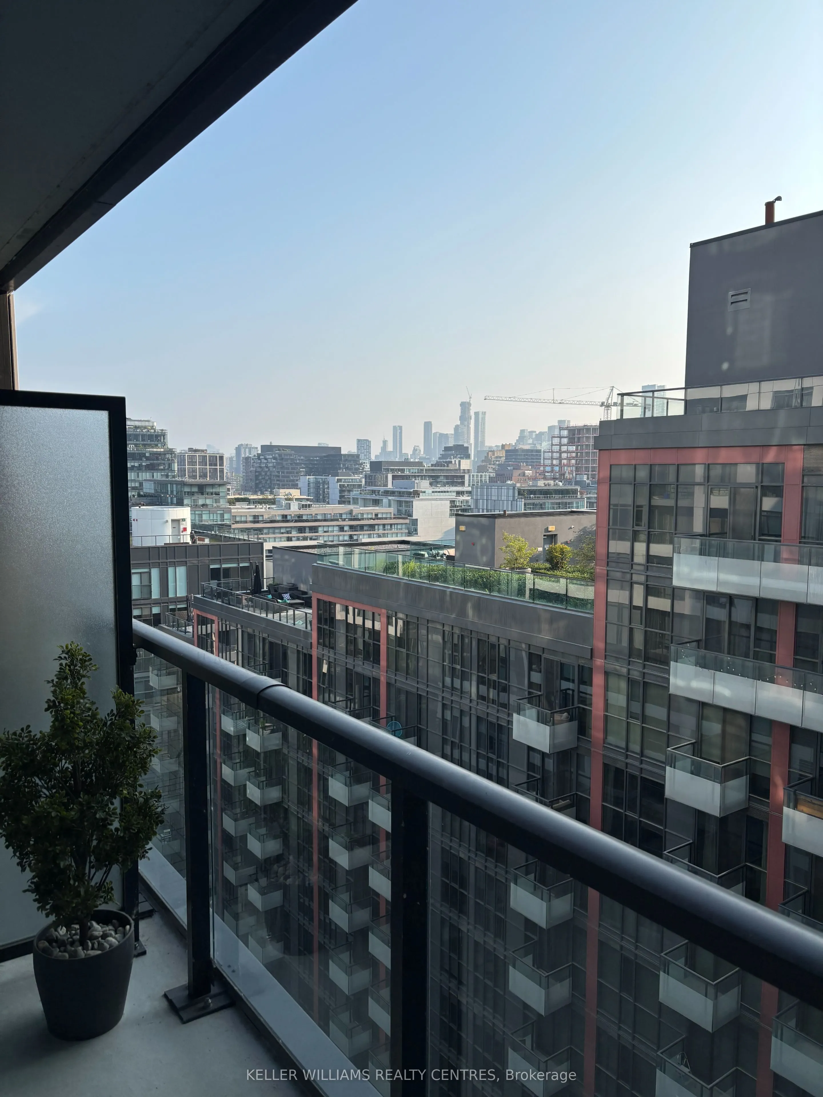 576 Front Street W, #1223E