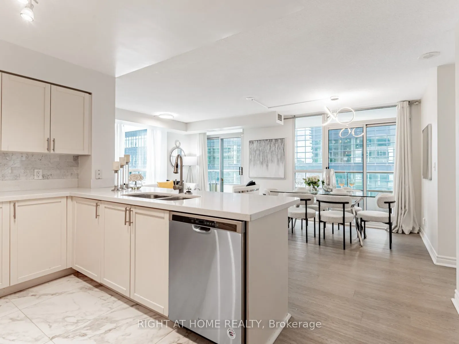 23 Hollywood Avenue, #510