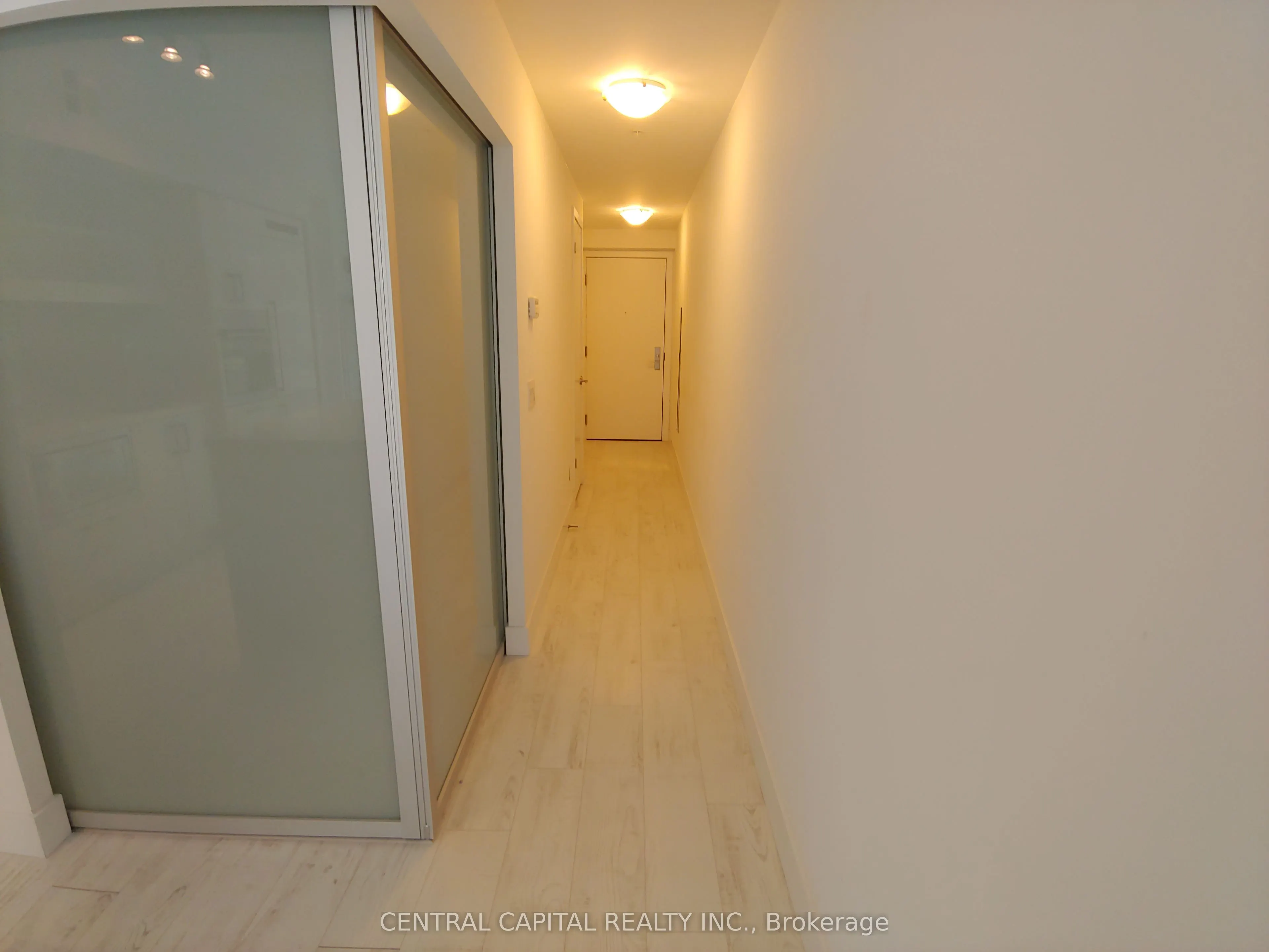 39 Sherbourne Street, #308