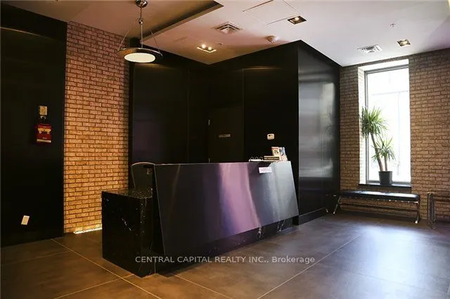 39 Sherbourne Street, #308