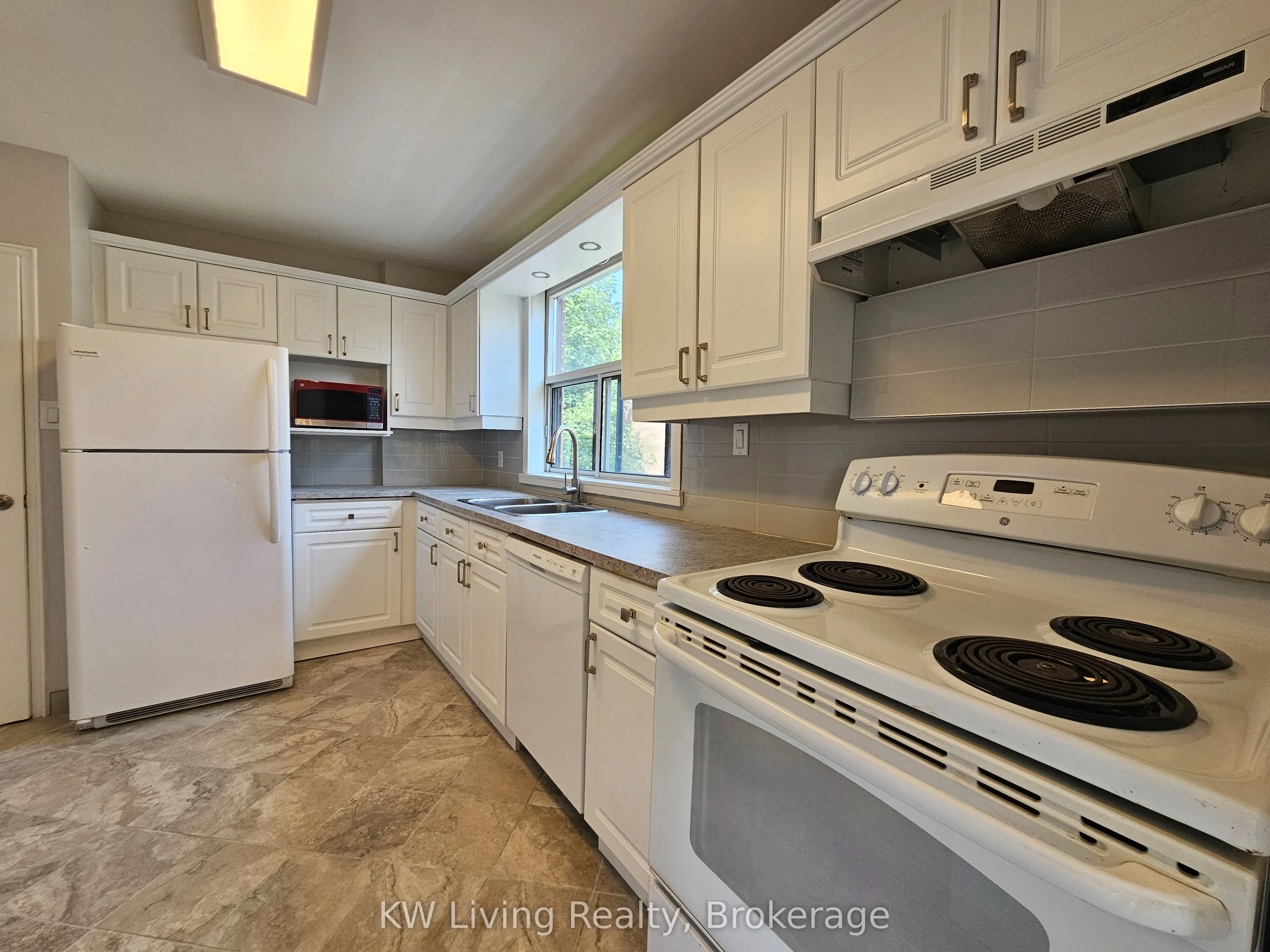 18 Fraserwood Avenue, #5