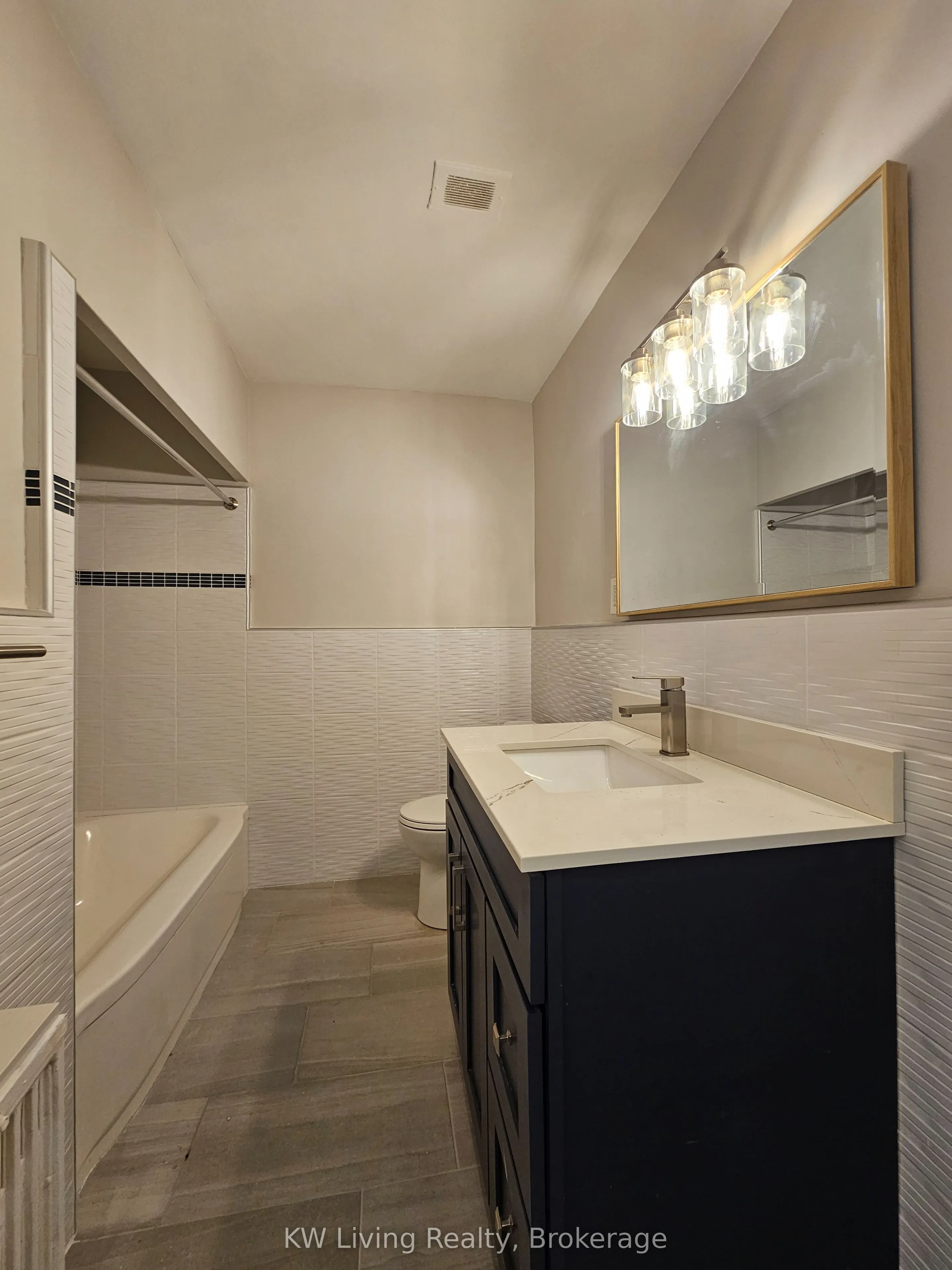 18 Fraserwood Avenue, #5