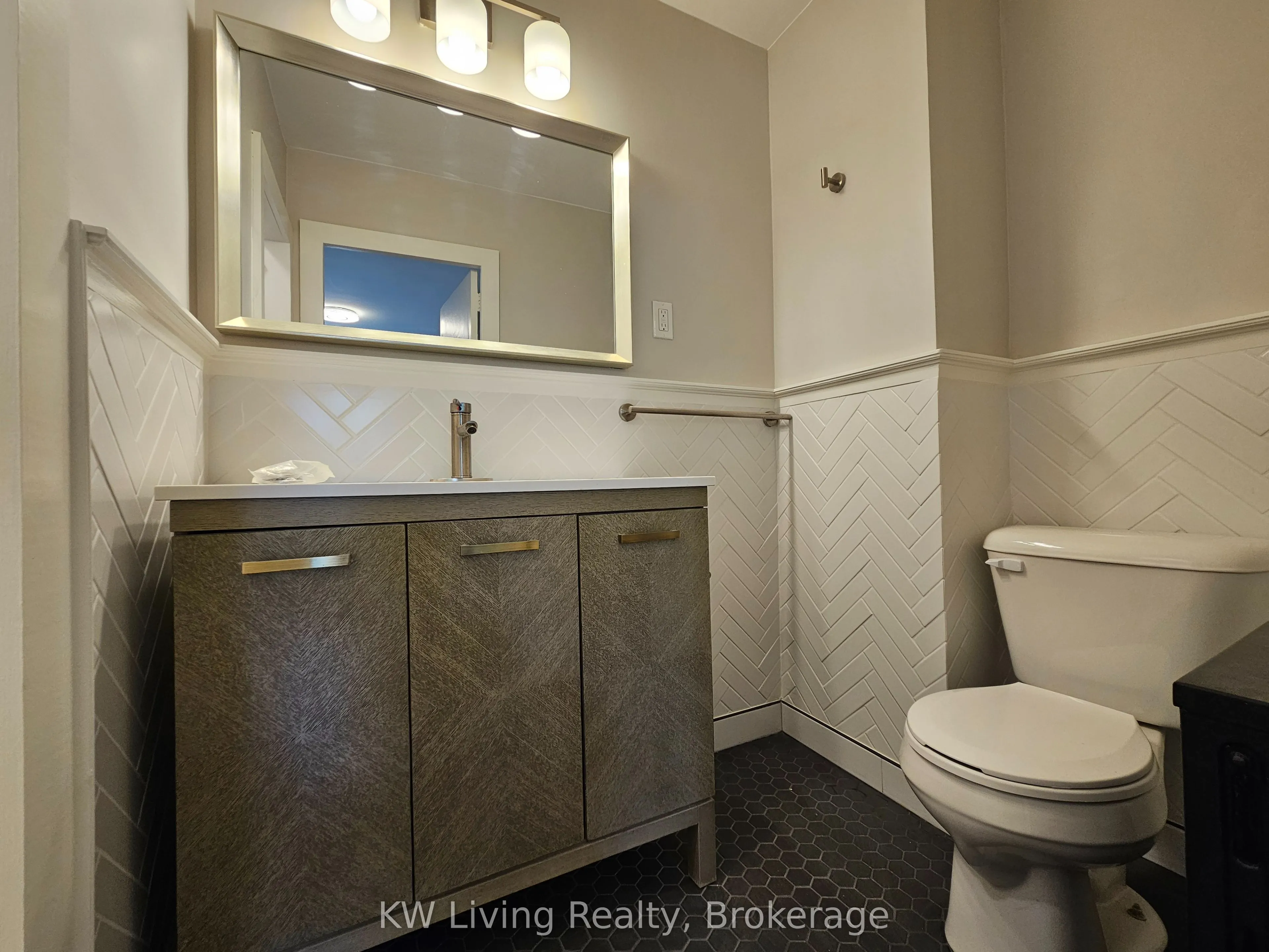 18 Fraserwood Avenue, #5