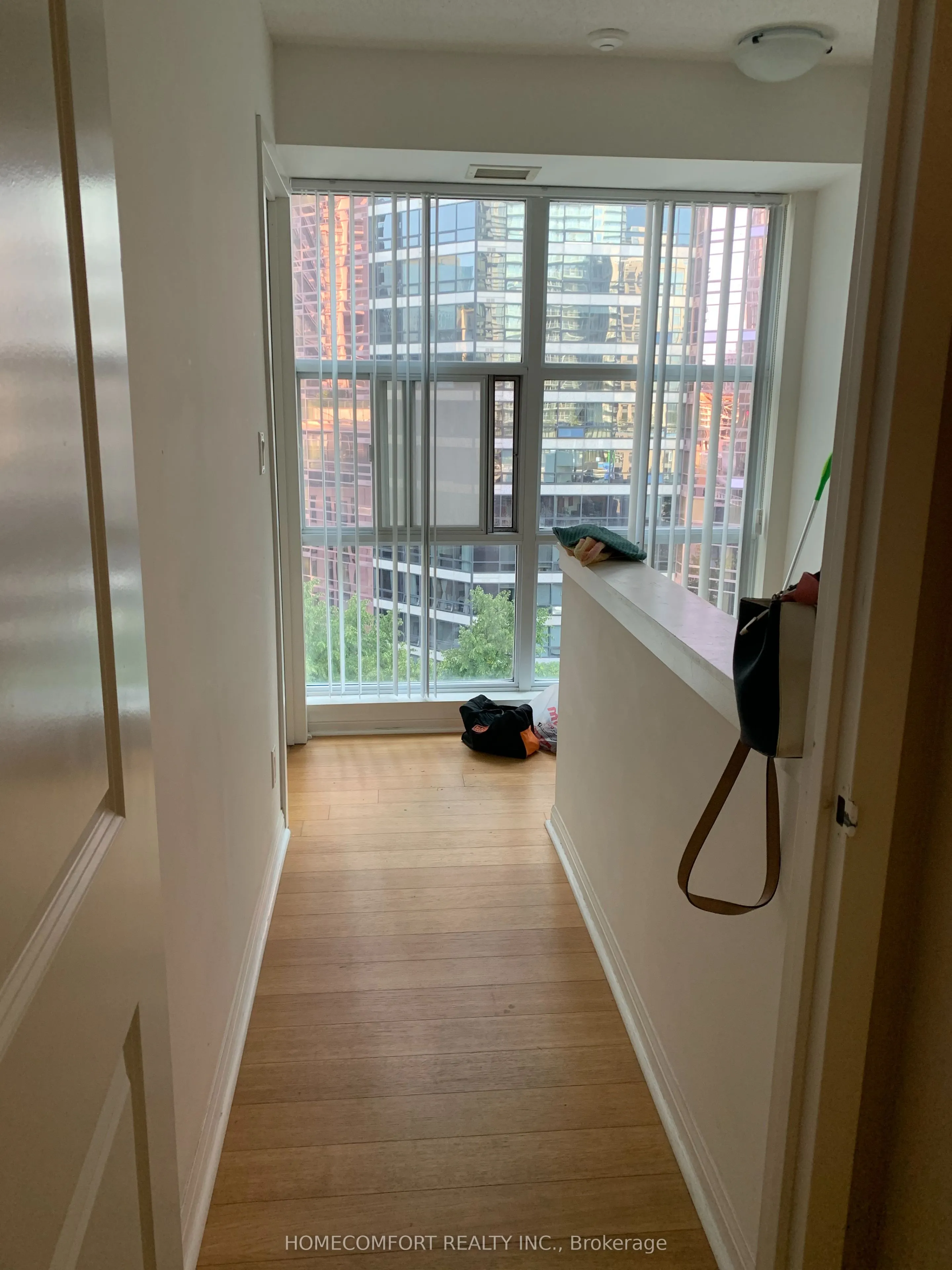 11 St. joseph Street, #907