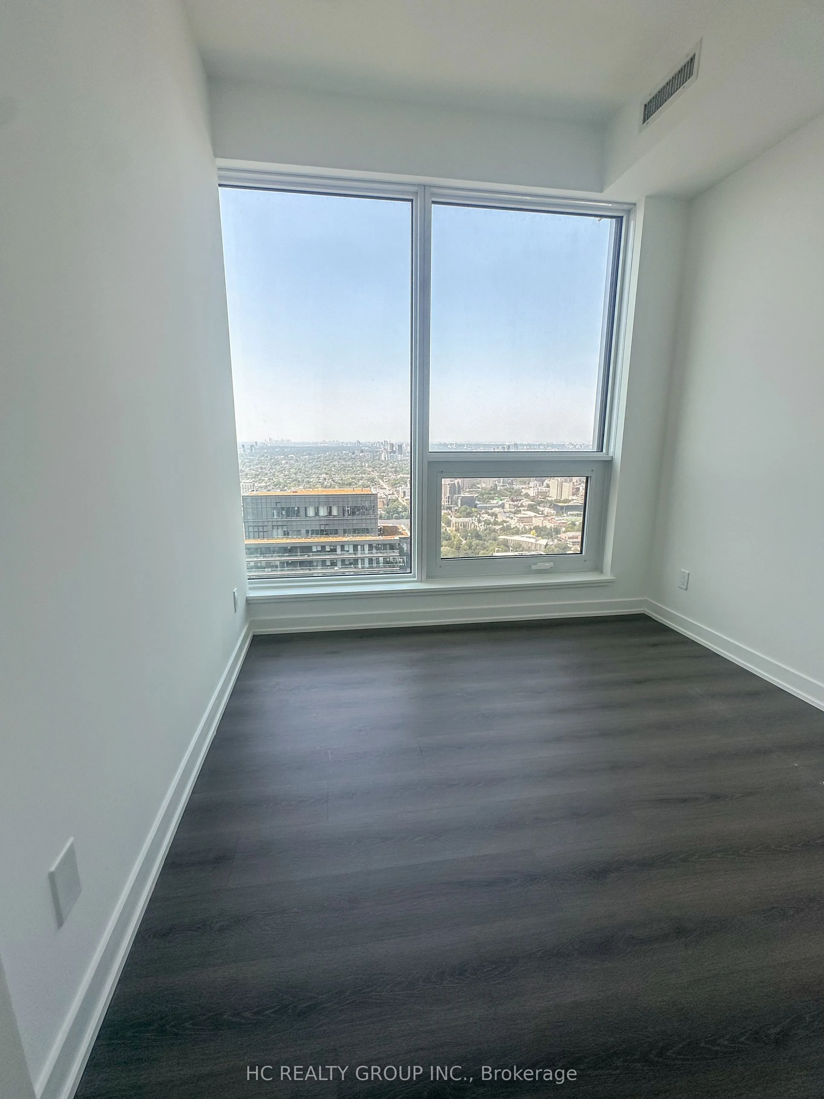 8 Wellesley Street W, #5903
