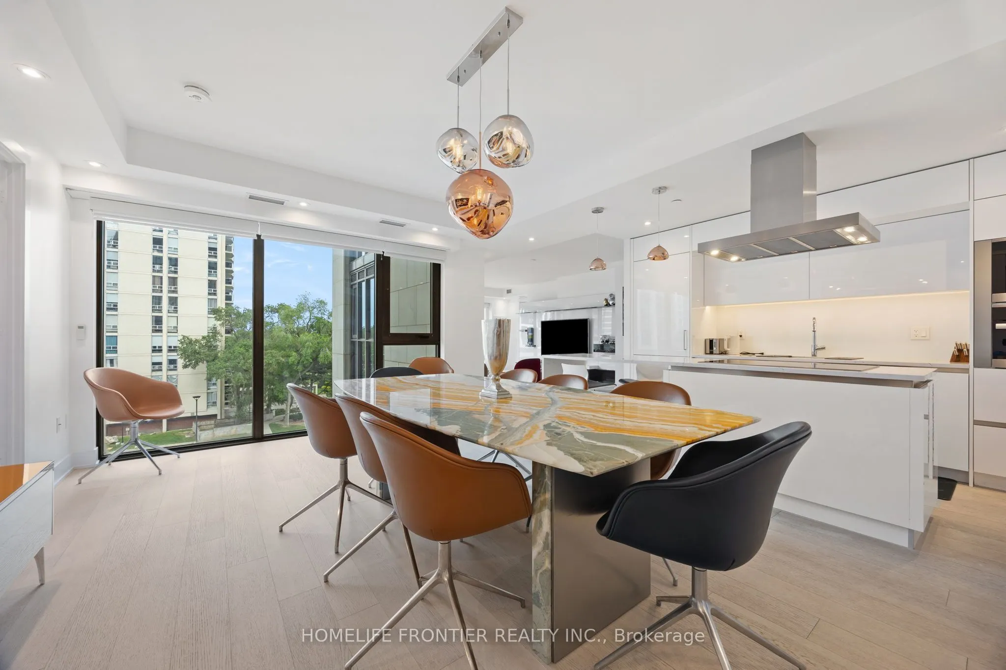 6 Jackes Avenue, #401