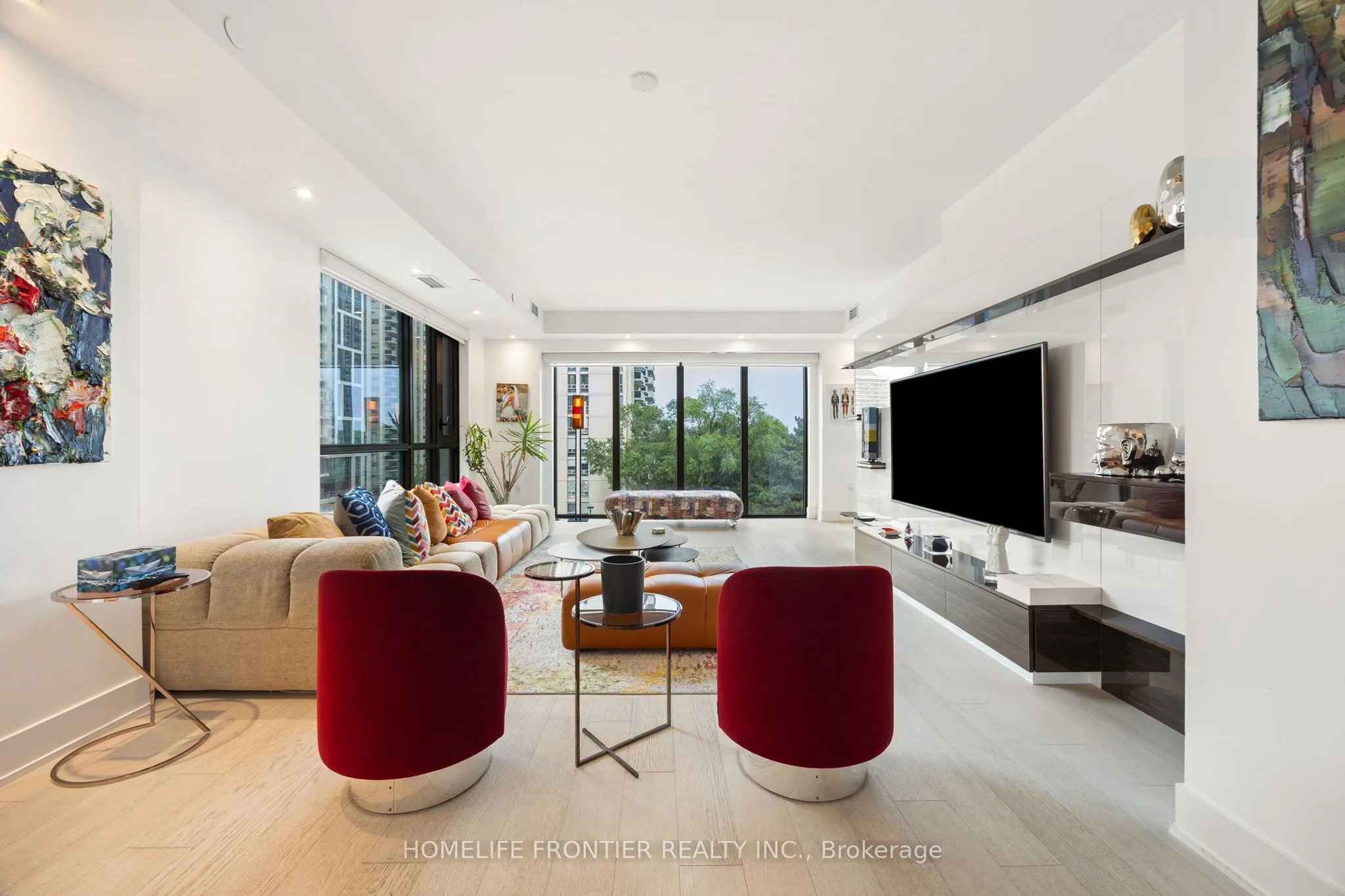 6 Jackes Avenue, #401