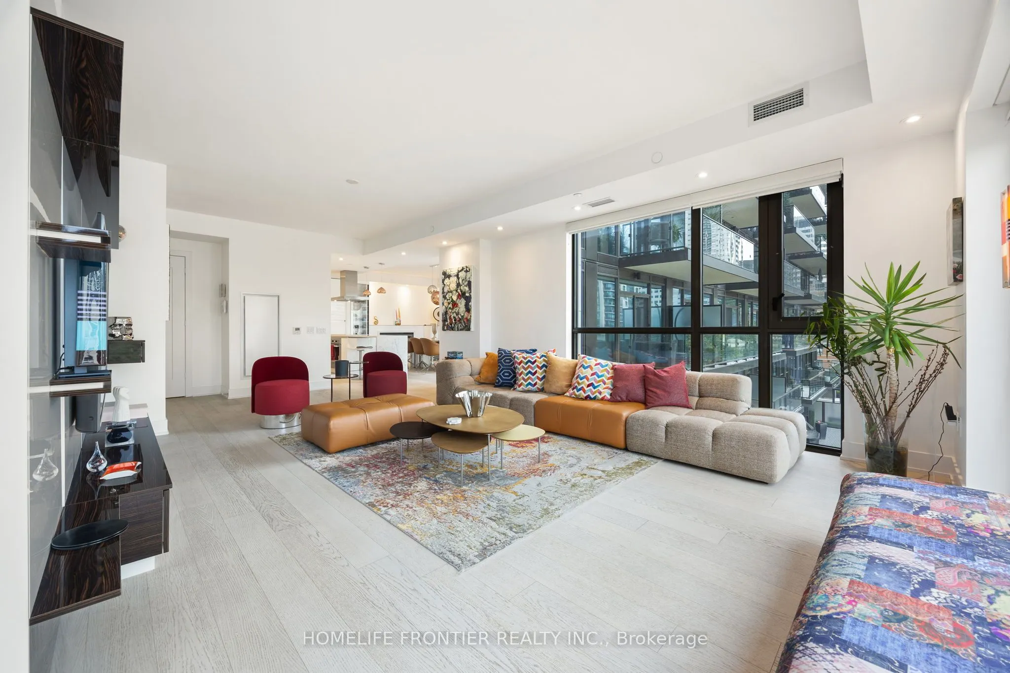 6 Jackes Avenue, #401