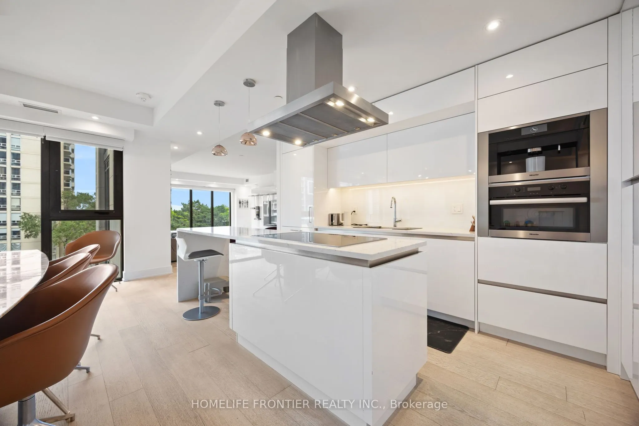 6 Jackes Avenue, #401
