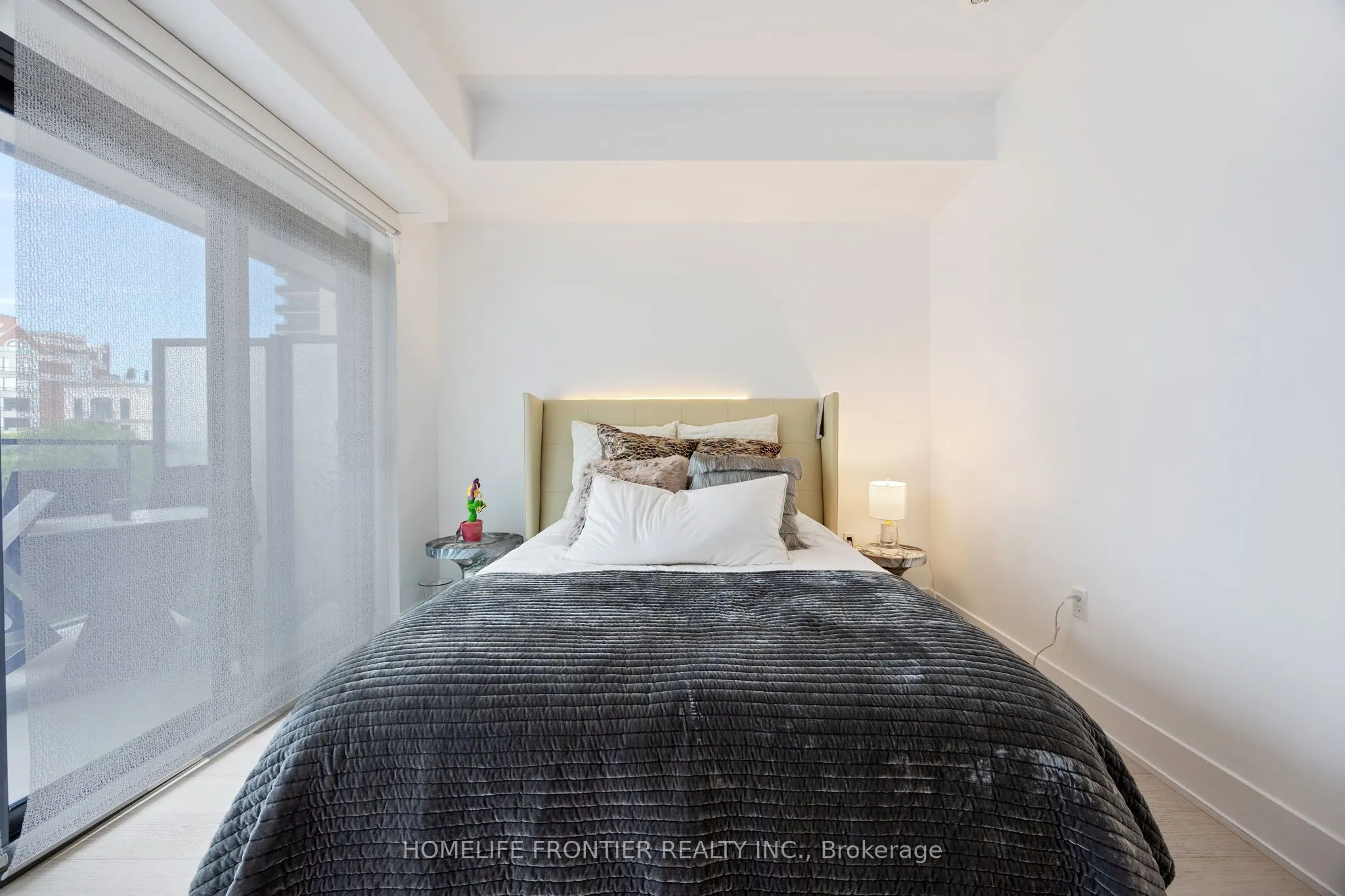 6 Jackes Avenue, #401