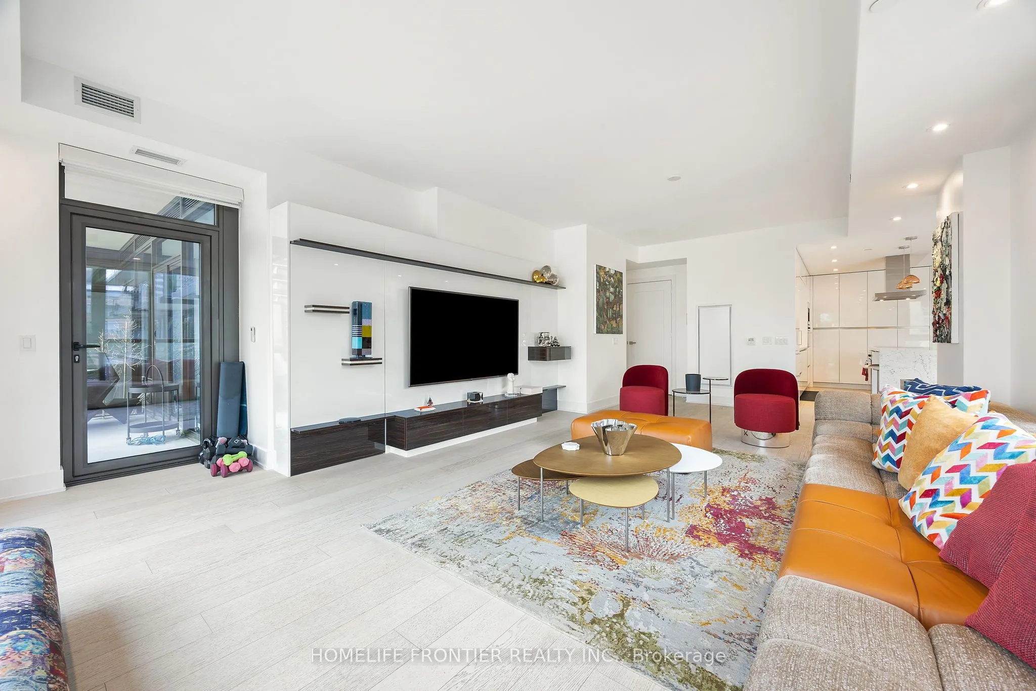 6 Jackes Avenue, #401