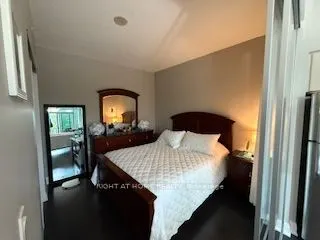 160 Vanderhoof Avenue, #302