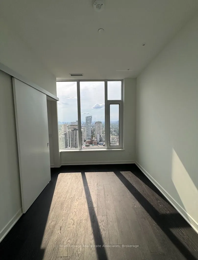 11 Yorkville Avenue, #2909