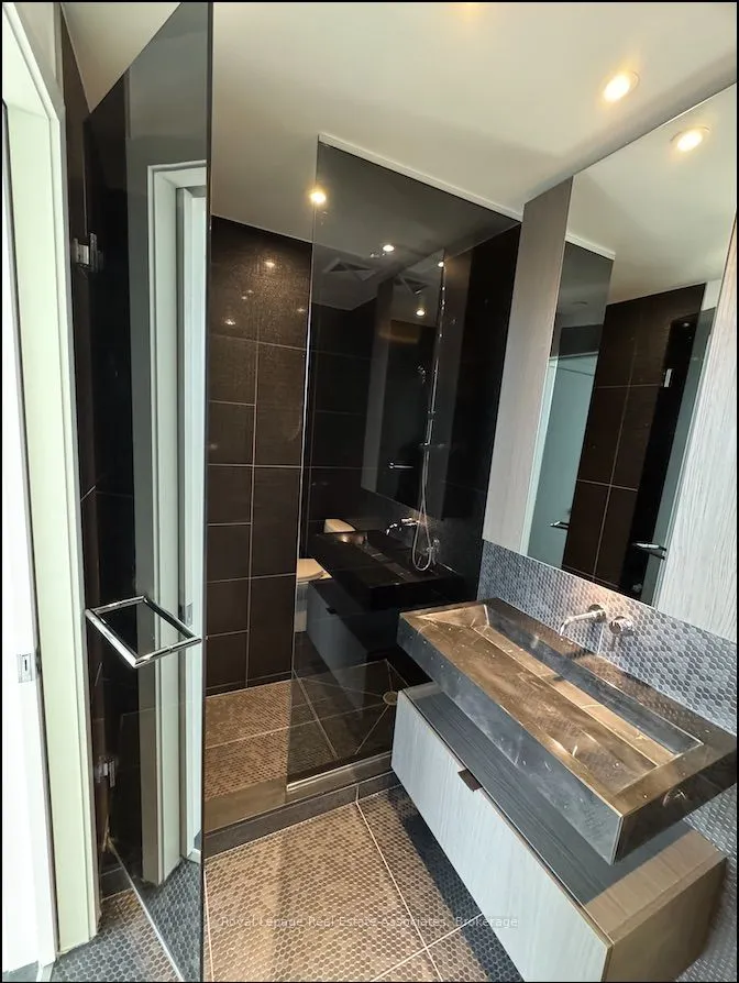11 Yorkville Avenue, #2909