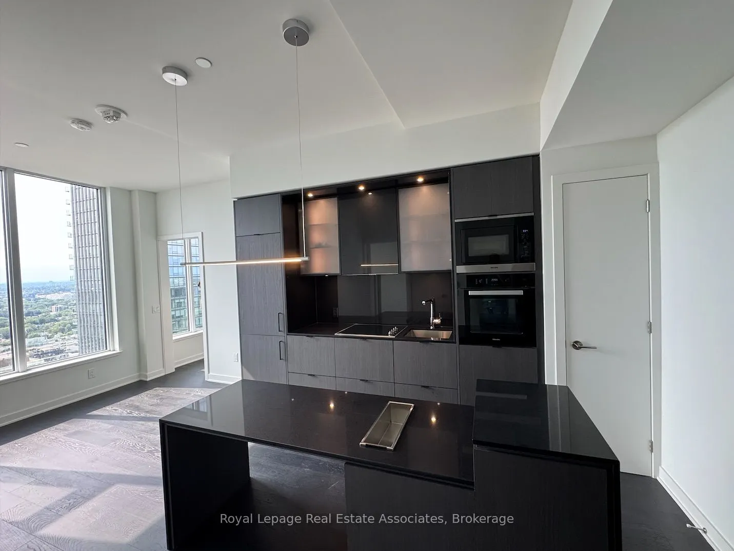 11 Yorkville Avenue, #2909