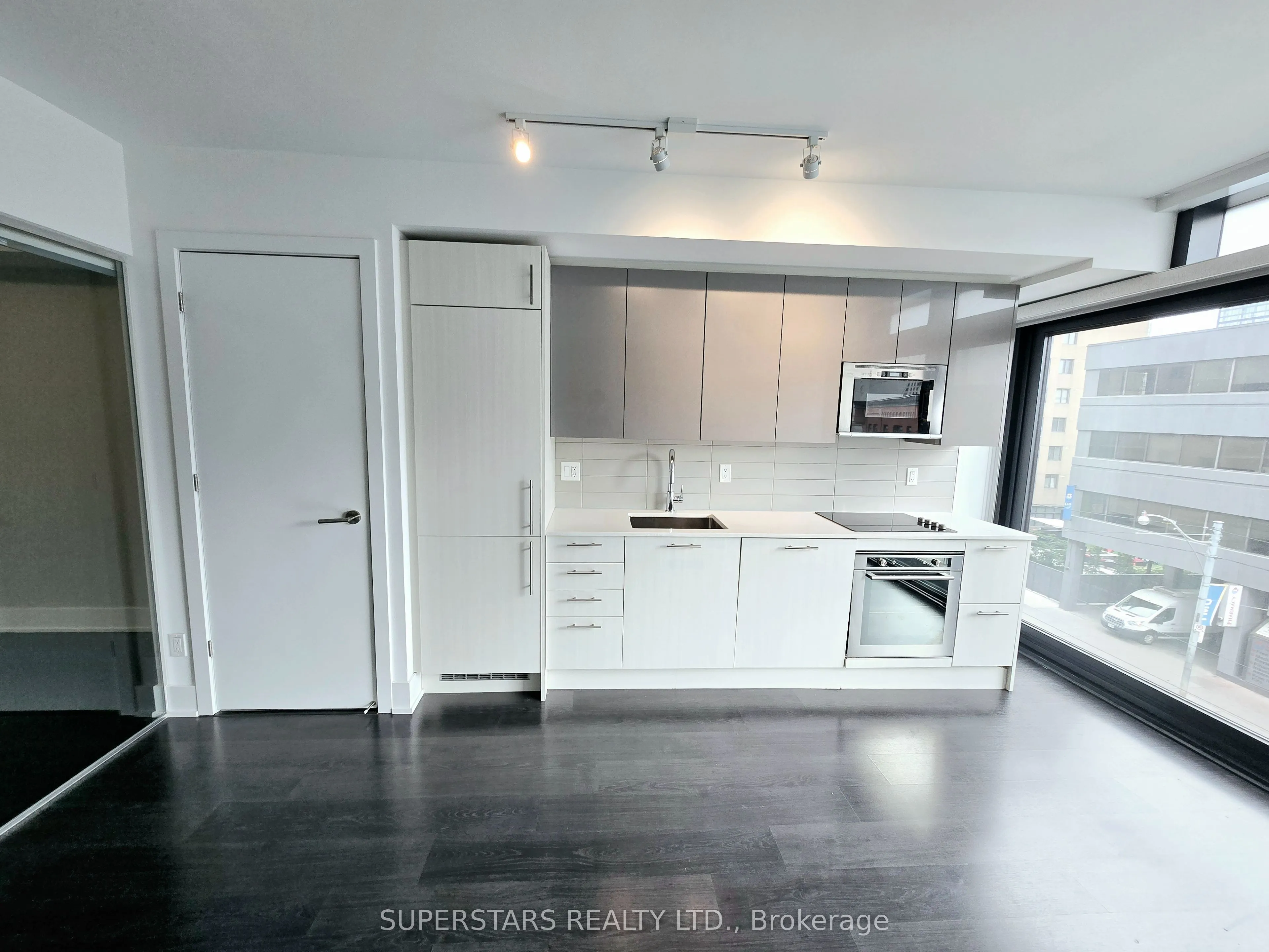 403 Church Street, #306