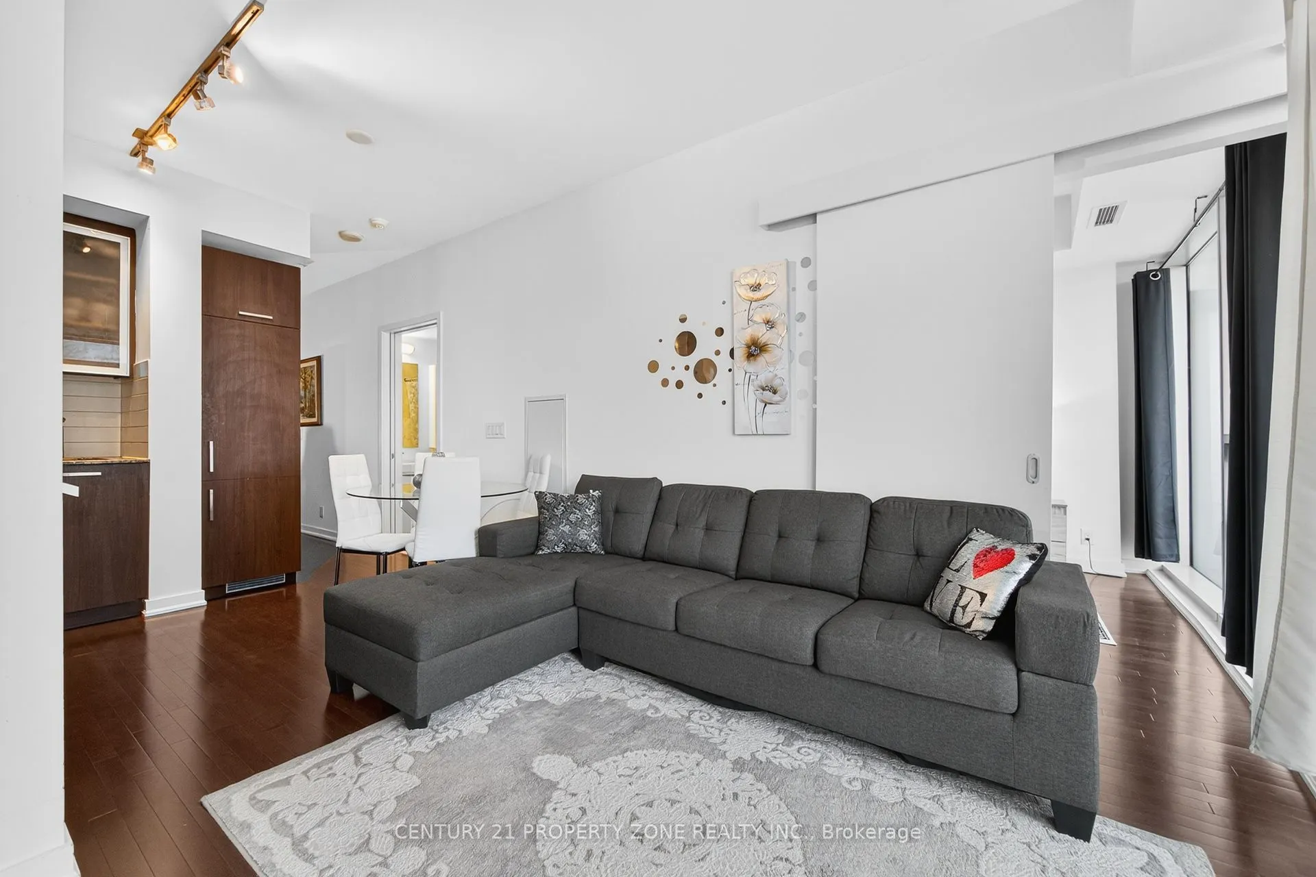 14 York Street, #4409