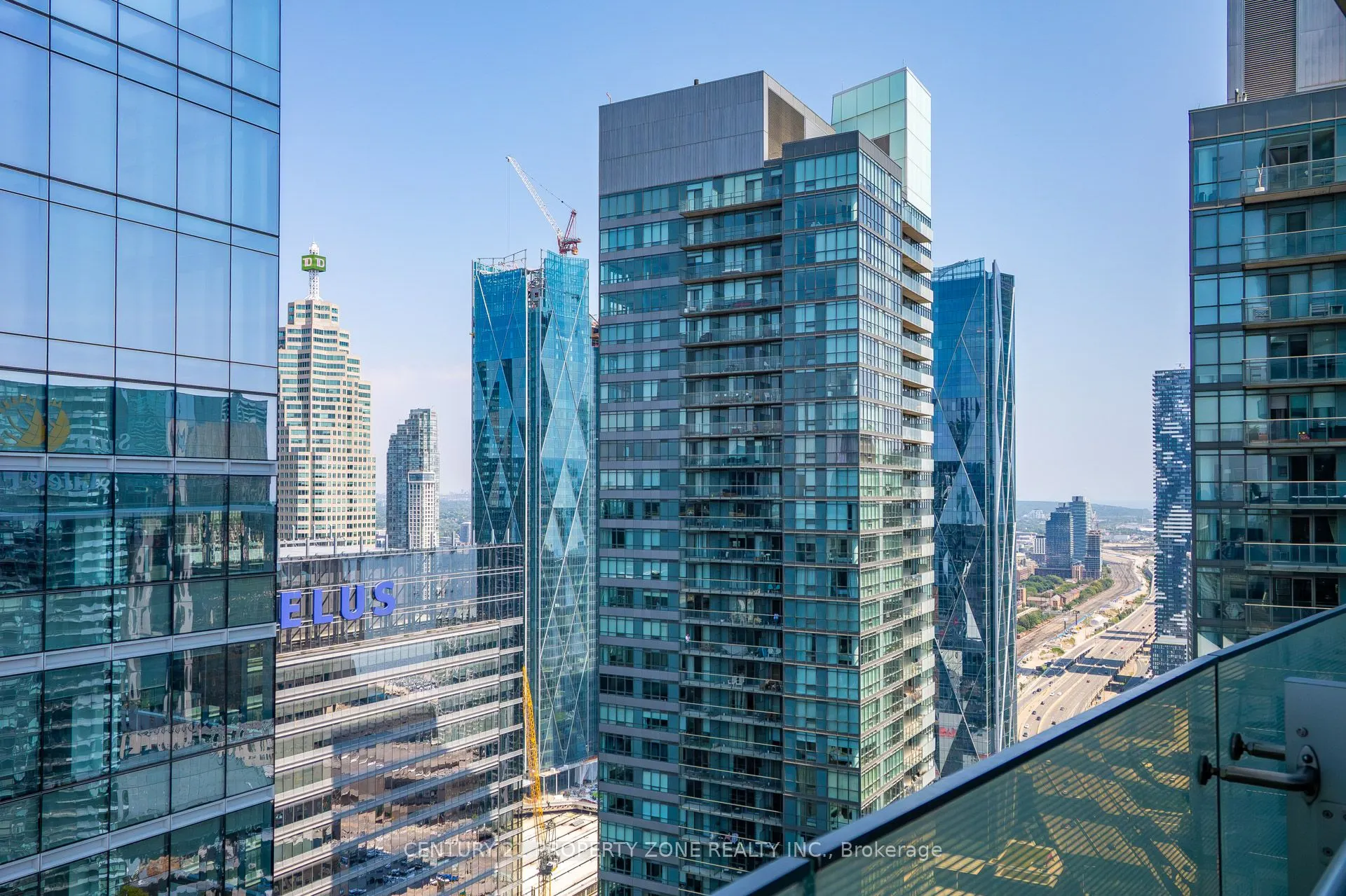 14 York Street, #4409