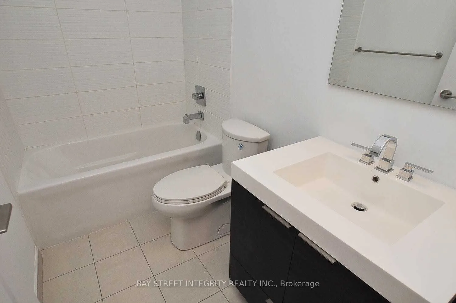 318 Richmond Street W, #915