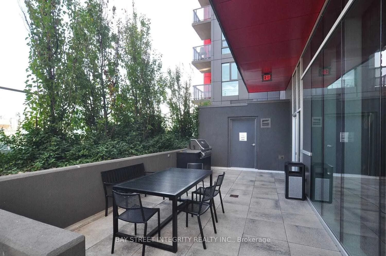 318 Richmond Street W, #915