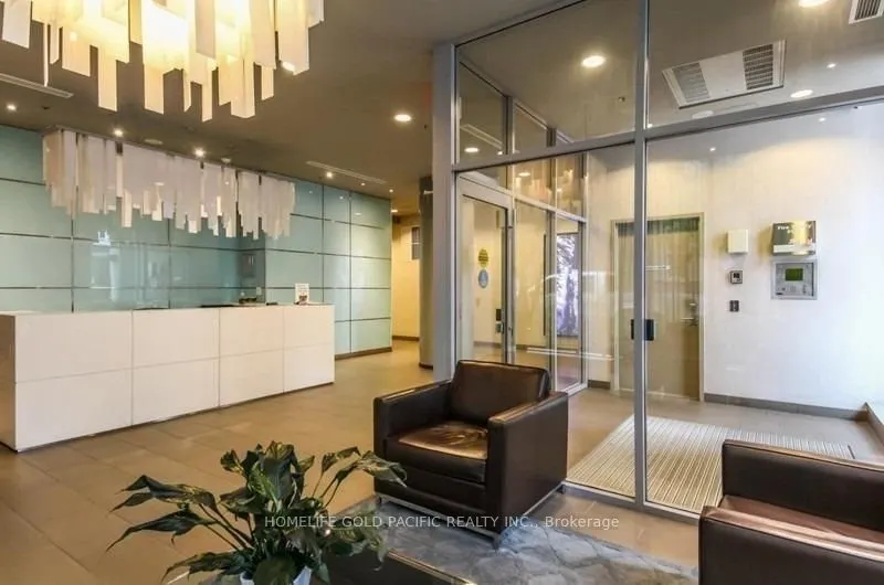 126 Simcoe Street, #311
