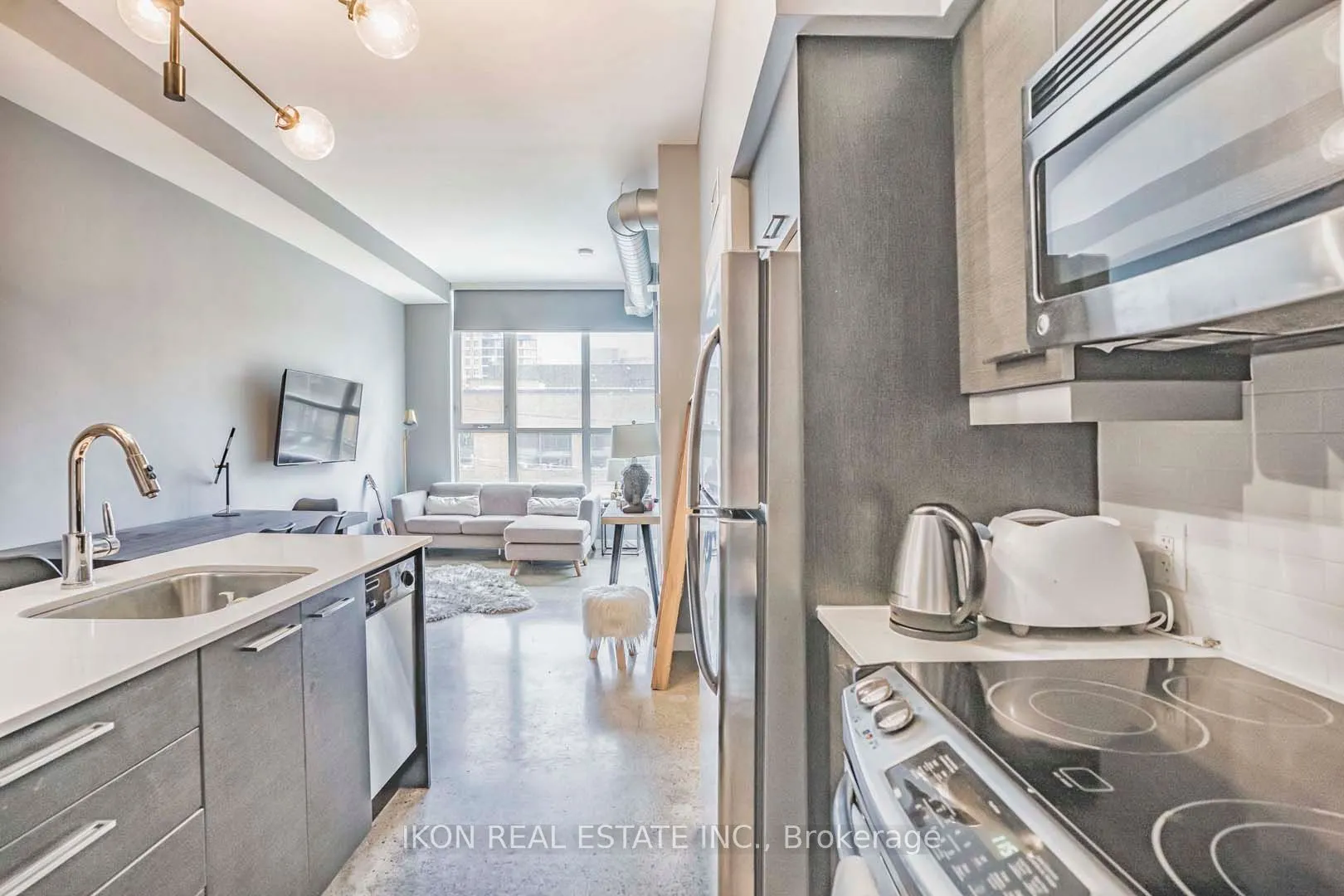 510 King Street E, #202