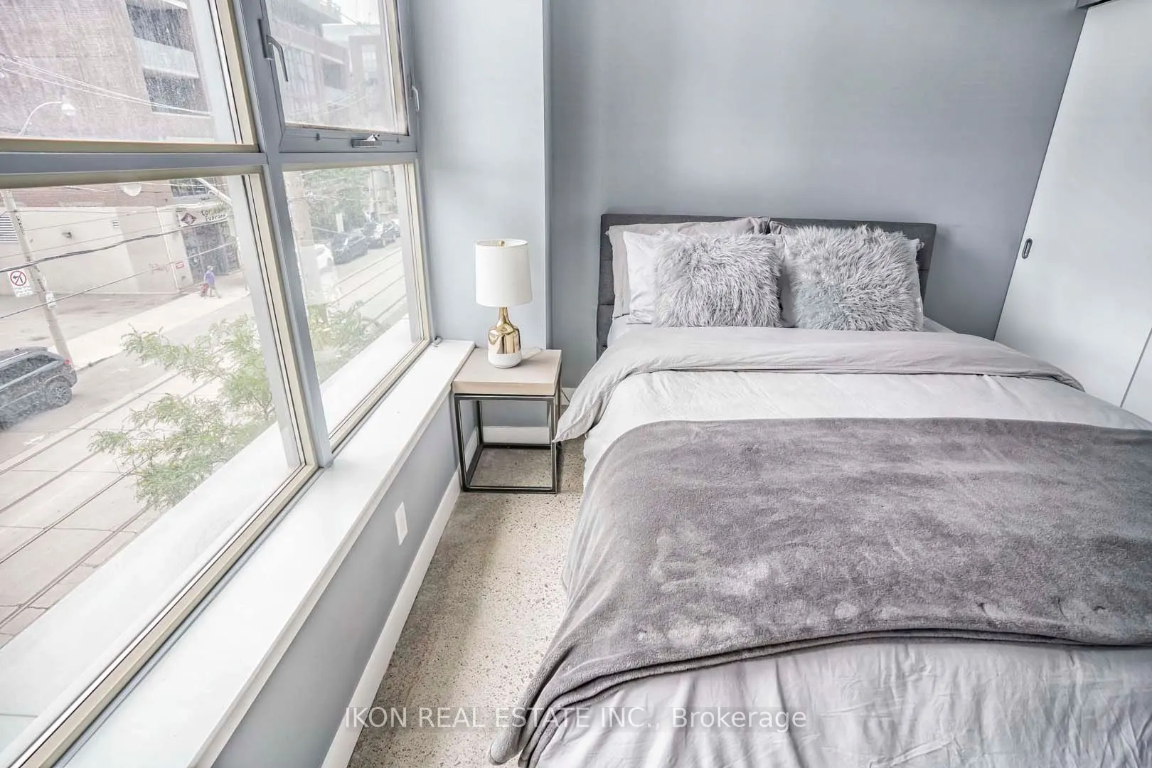 510 King Street E, #202