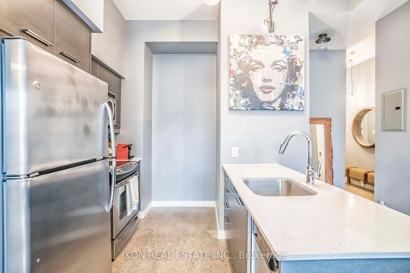 510 King Street E, #202