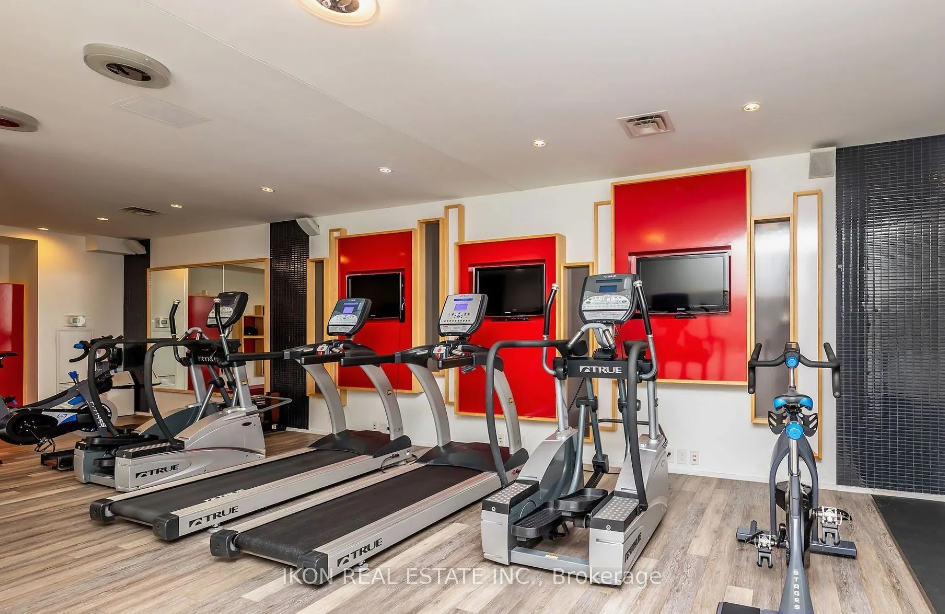 510 King Street E, #202