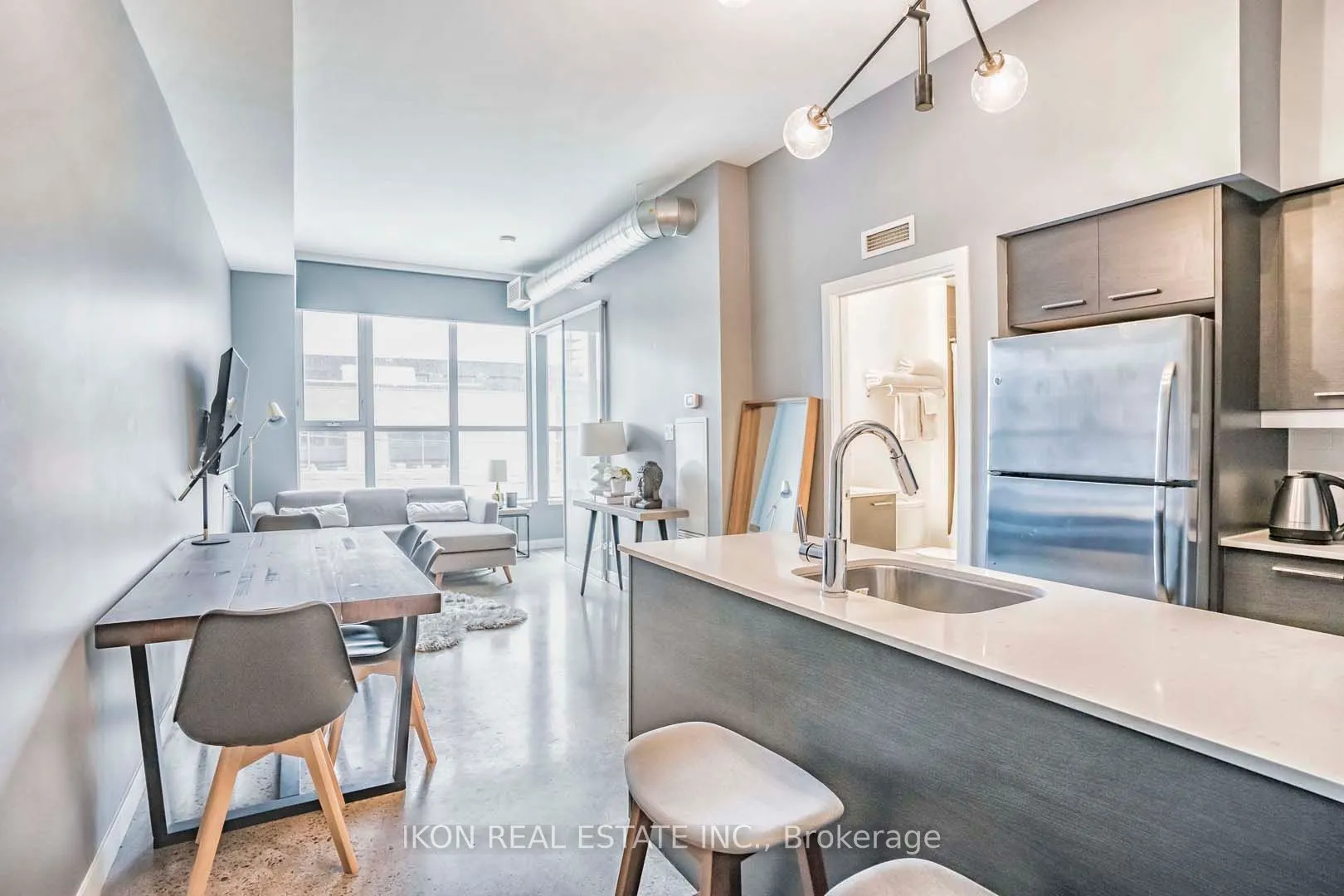 510 King Street E, #202