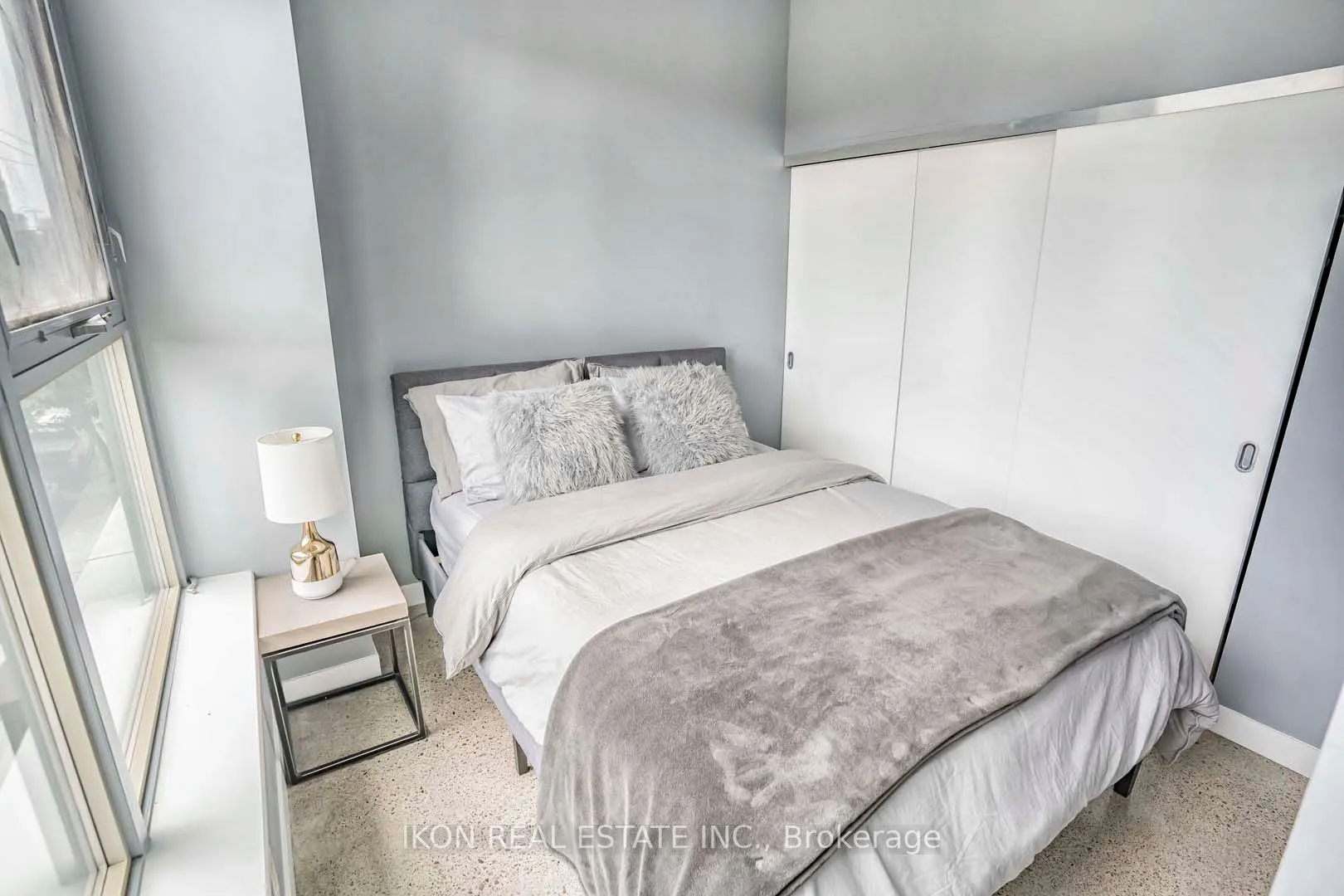 510 King Street E, #202