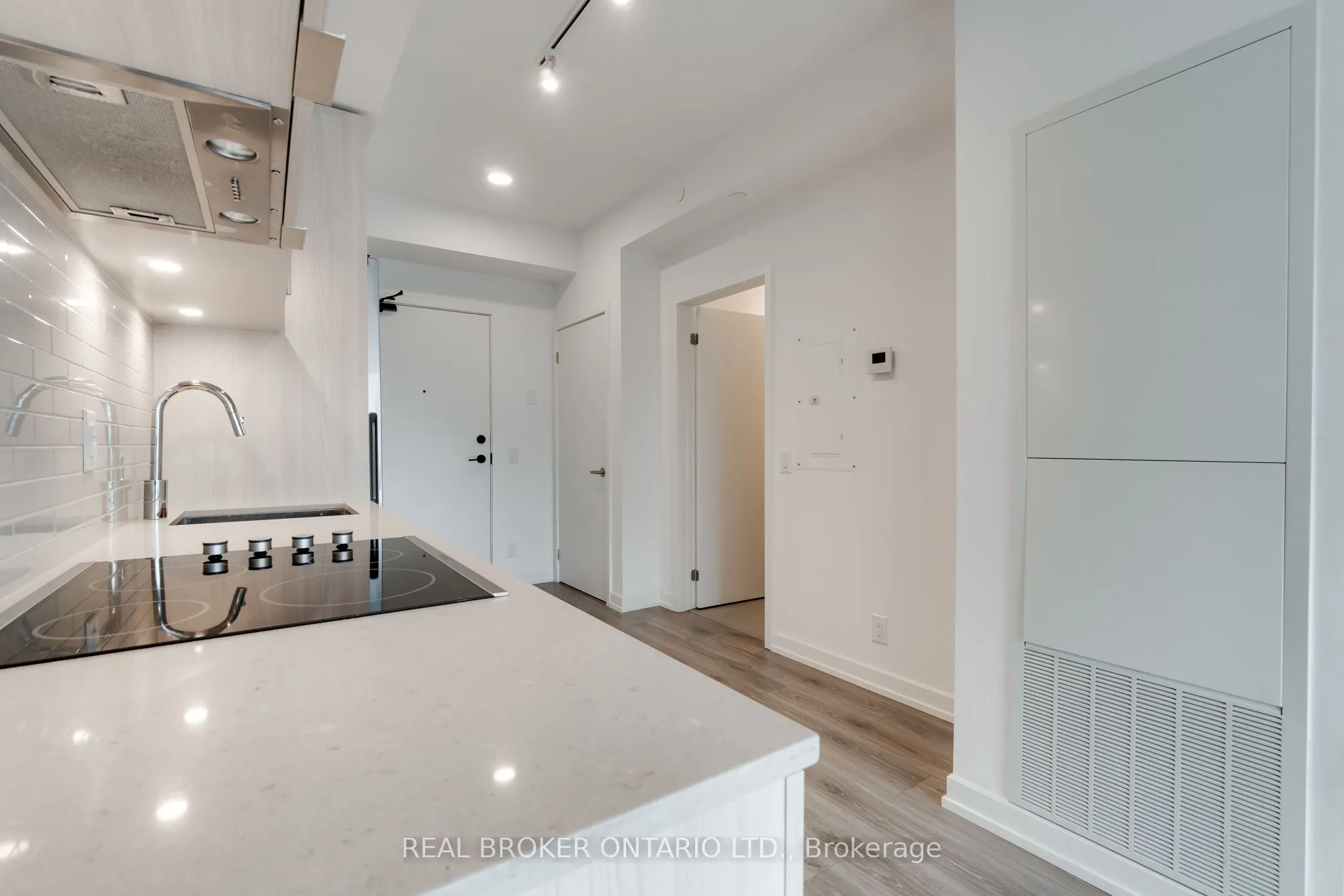 20 Tubman Avenue, #2411