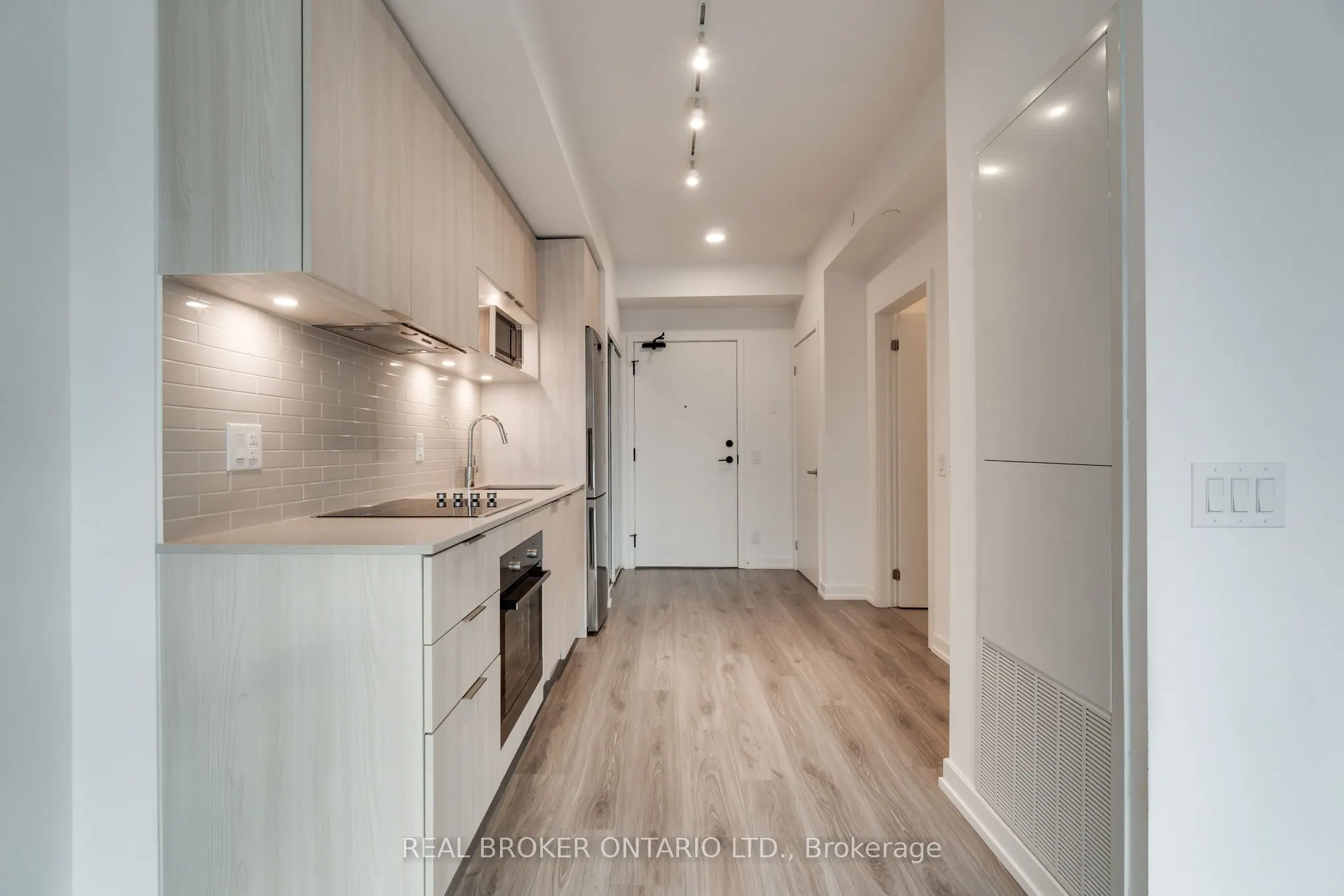 20 Tubman Avenue, #2411